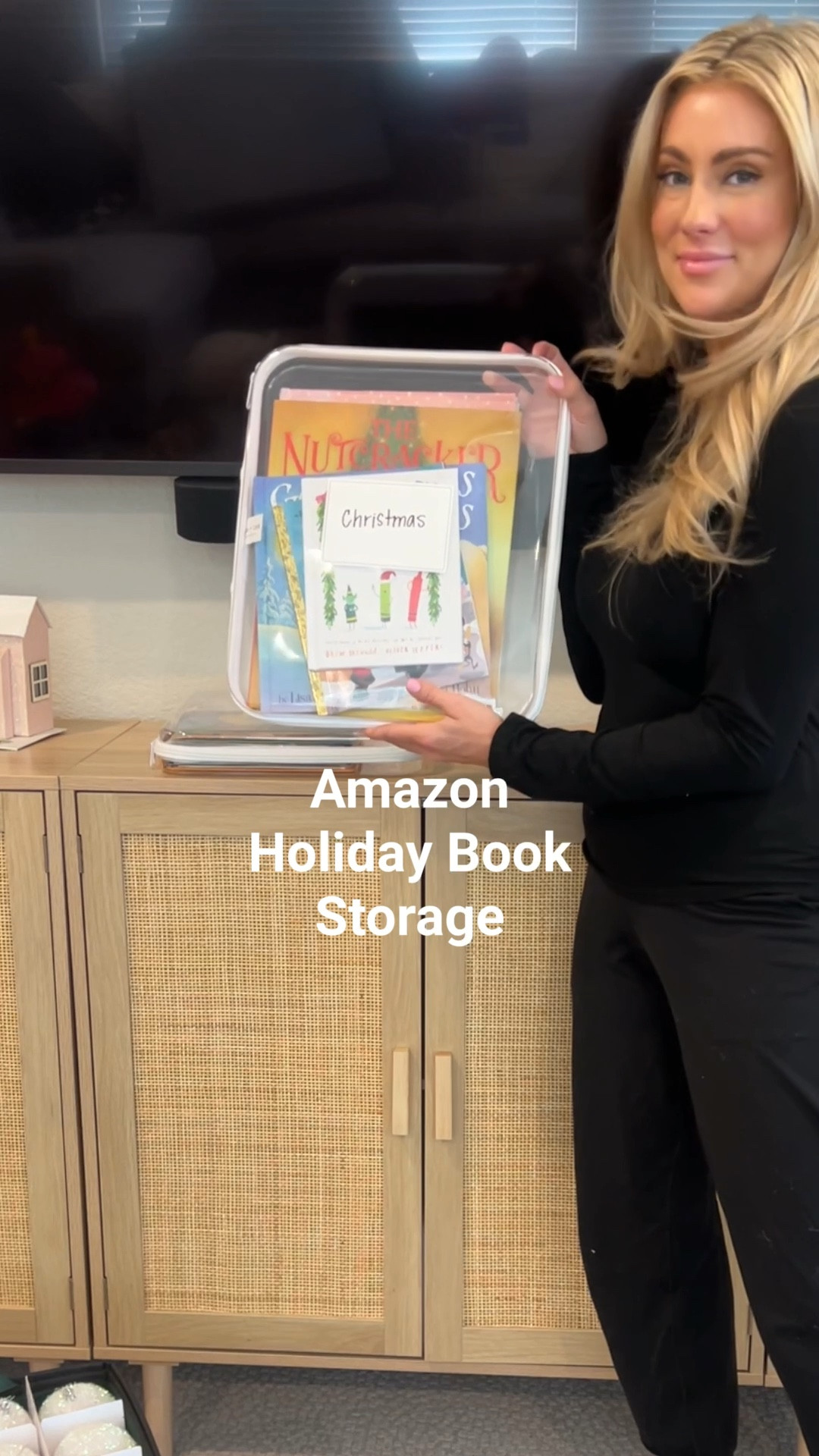 Amazon Holiday Book Storage📚🎄 Amazon, organization, holiday, finds, home, books 

#LTKhome #LTKSeasonal #LTKfamily