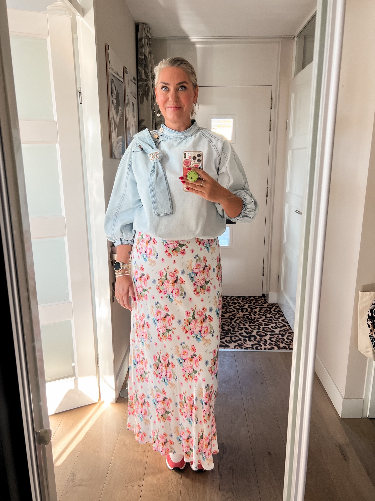 Ootd - Monday. Light denim blouse/top with bow detail (Norah) and CC brooch, floral maxi skirt and Skechers sneakers. 

#LTKnederlands #LTKeurope #LTKspring