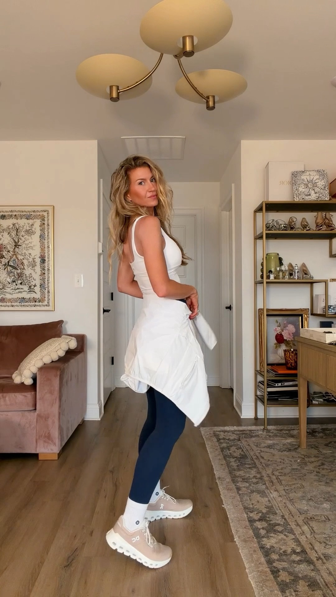 I have been on the hunt for a white shell jacket and I found this one from @Vuori US! It is actually water repellent and bonus it has a hood! #vuoripartner

Items run TTS, wearing a S

#LTKactive #LTKstyle