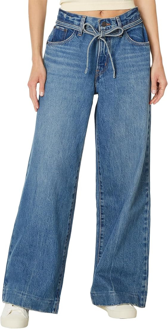 Levi's Women's XL Straight | Amazon (US)