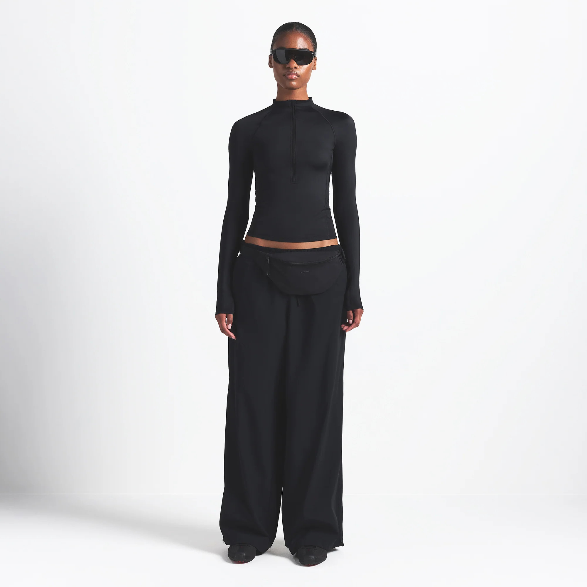 SKIMS Oversized Track Pants | Black | XS | NikeSKIMS Woven Nylon | SKIMS (US)