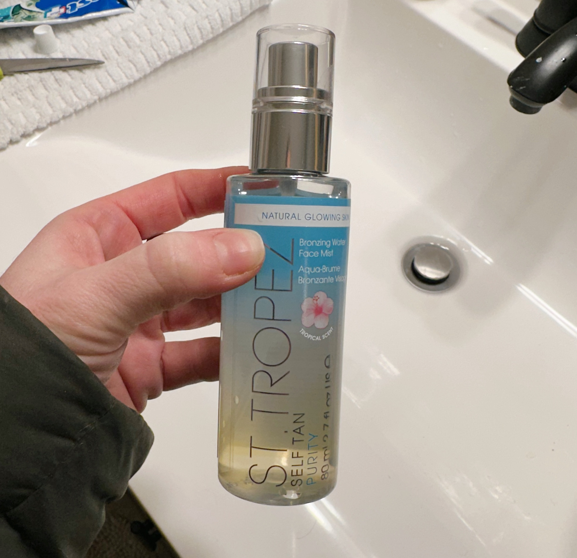 Glow in a bottle 

#selftan #facemist #sttropez

#LTKSeasonal