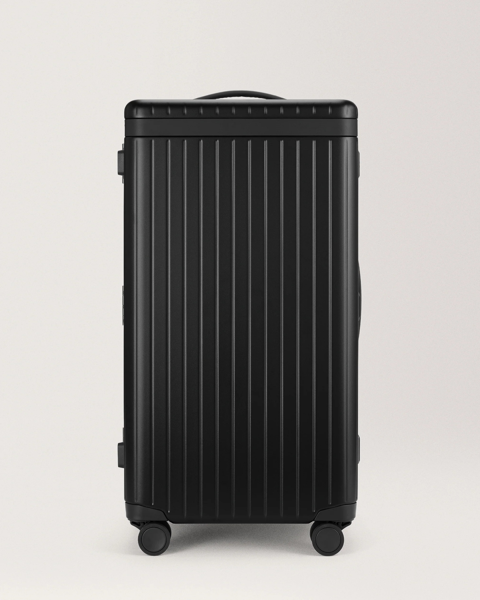 Trunk | Carl Friedrik