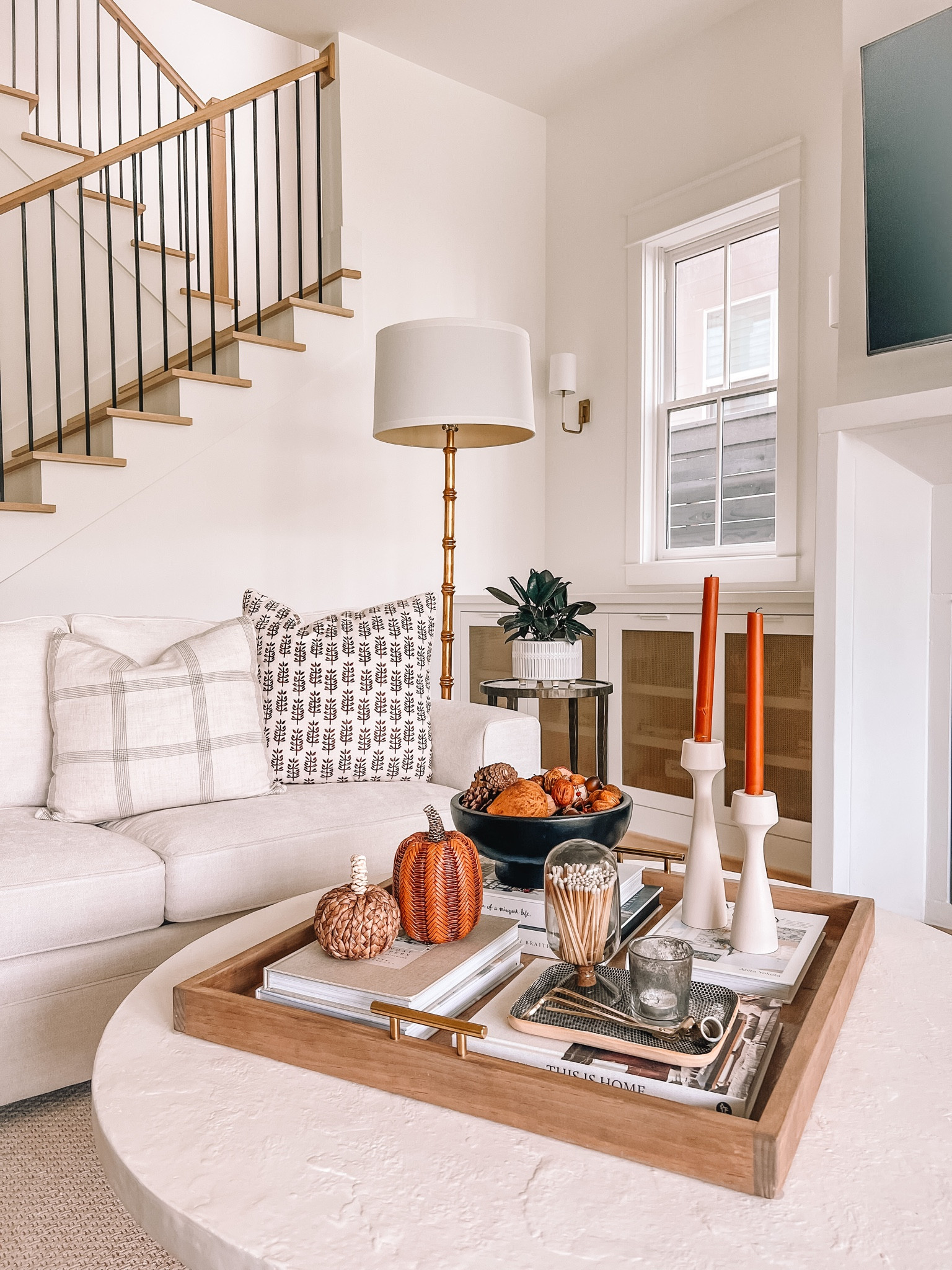 Adding some Fall touches to the living room & it’s making me so happy! 🍂

Couple of pumpkins, burnt orange candles, and a bowl full of  autumn. :)

Comment SHOP & I’ll DM you the links 🔗🔗 

#LTKhome #LTKSeasonal #LTKunder50