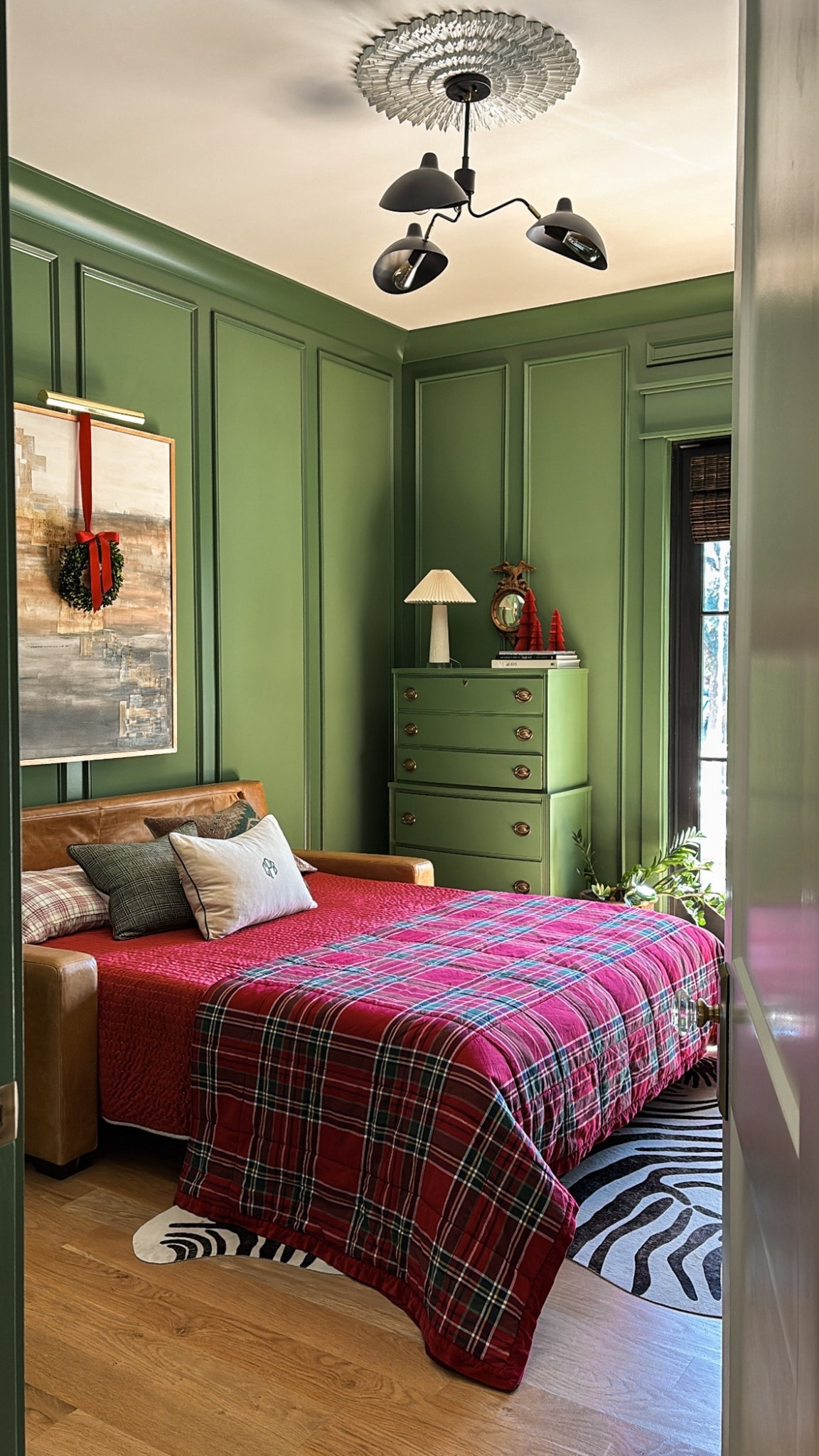 Holiday guests ready ♥️🌲

#LTKHome