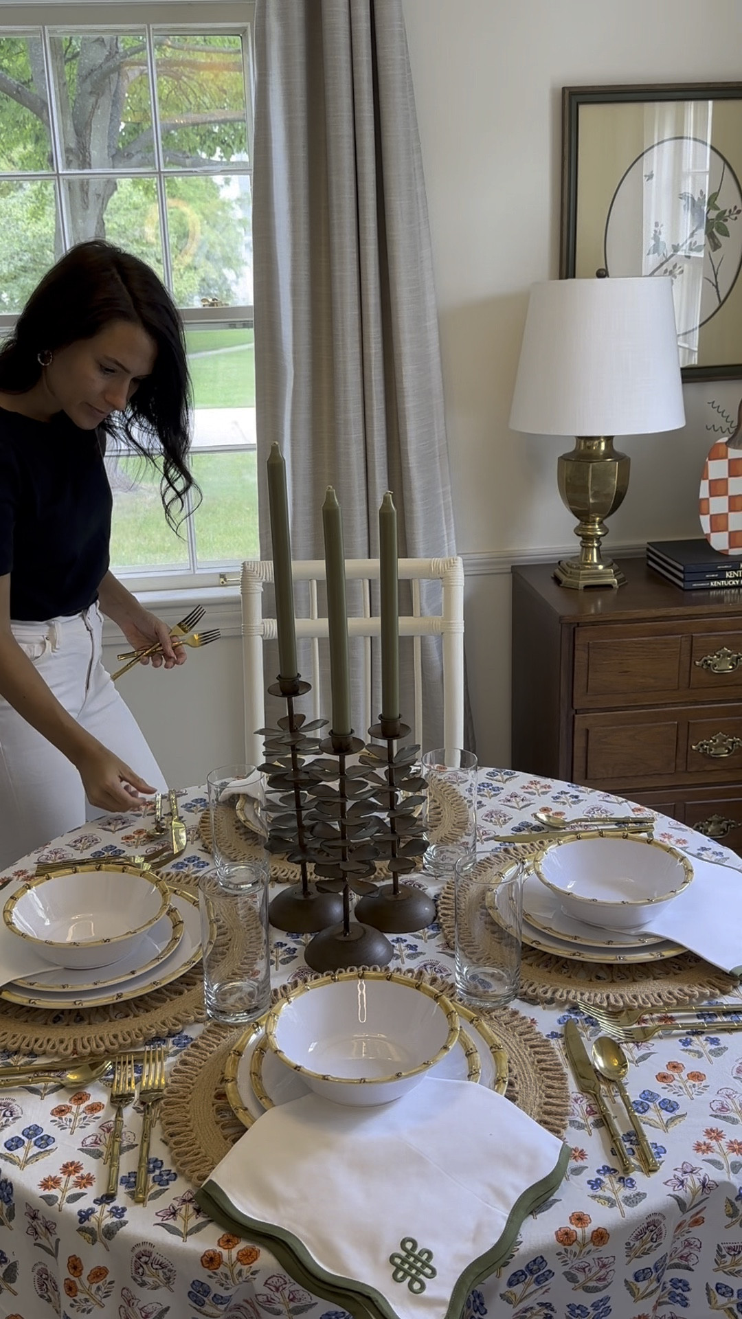 Fall tablescape
Fall table setting
Fall tablecloth
Floral tablecloth 
Melamine dinnerware 
Bamboo dinnerware
Melamine bamboo plate
Melamine plates 
Bamboo flatware
Bamboo utensils 

#LTKhome #LTKstyletip #LTKfindsunder100