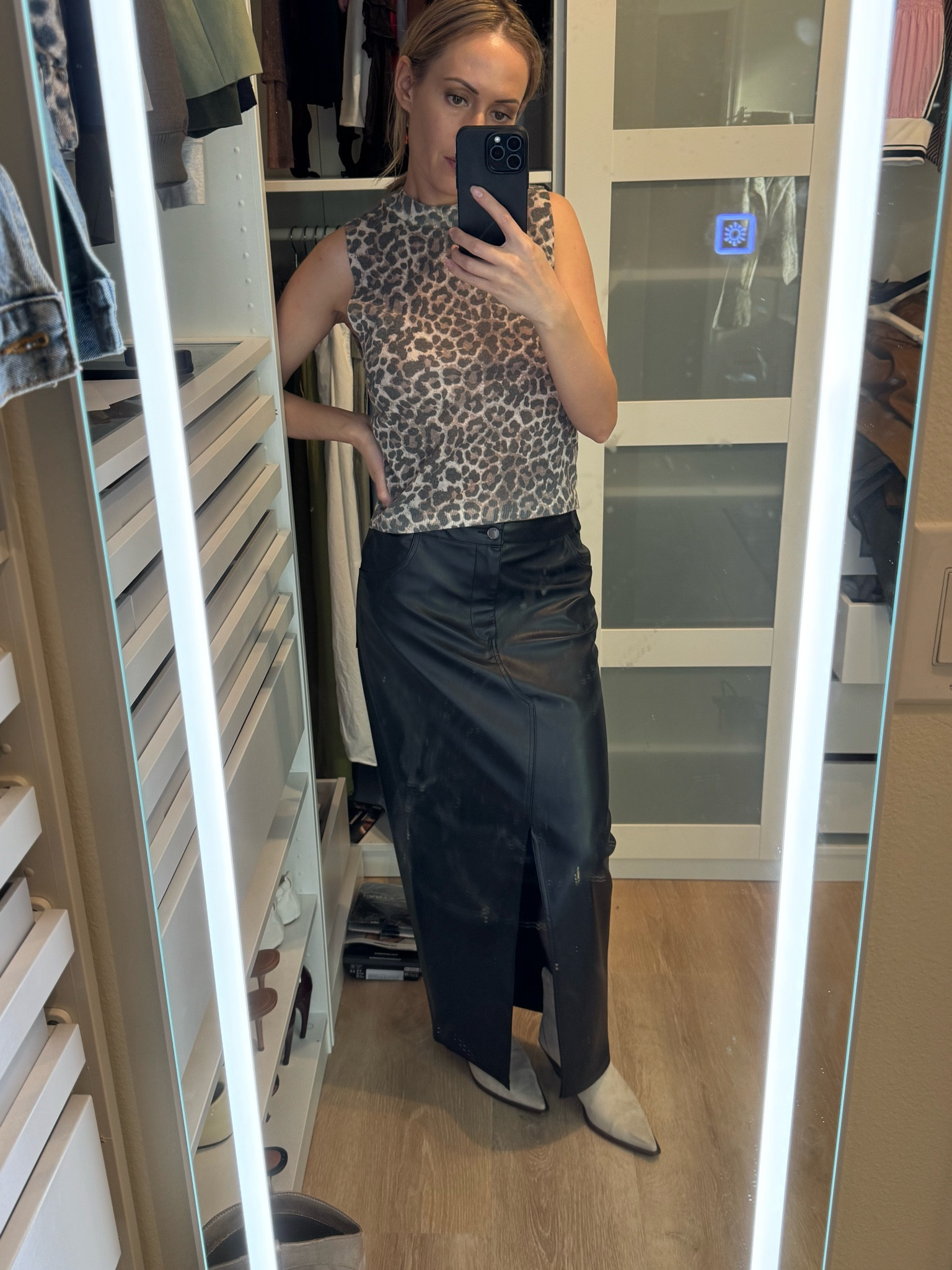 This leopard top 💃🏼💃🏼



#LTKFindsUnder100 #LTKStyleTip #LTKShoeCrush