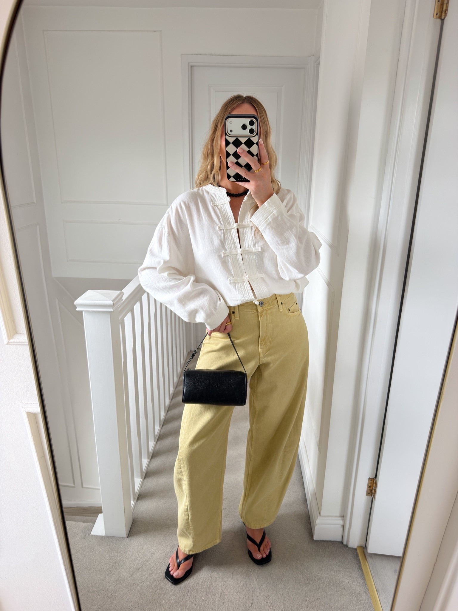 Transitional Smart casual outfit idea 
Date night / dinner / drinks

#LTKjeans #LTKdatenight #LTKstyletip