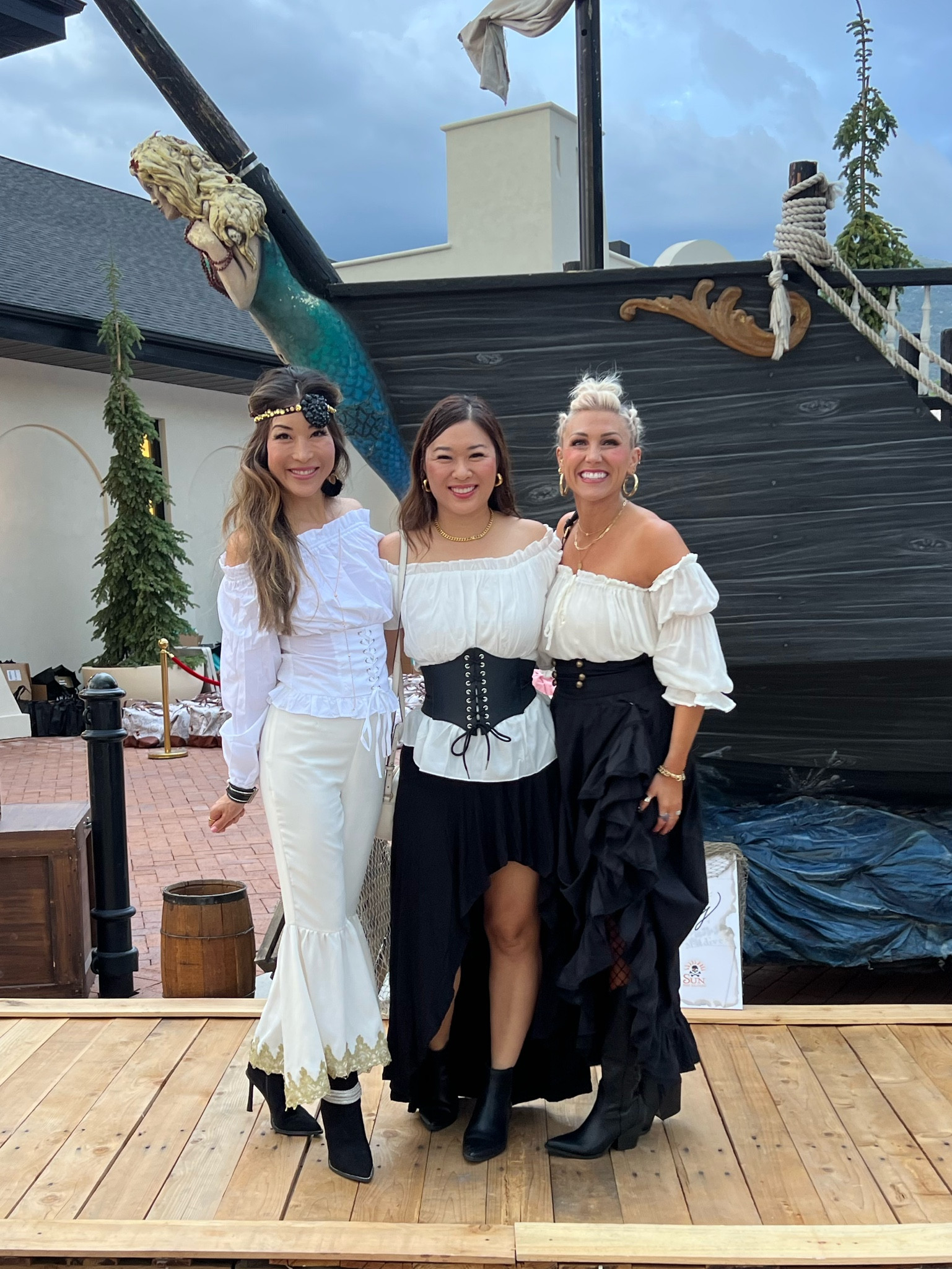 Pirate Halloween Costumes // Disney Cruise Pirate Night