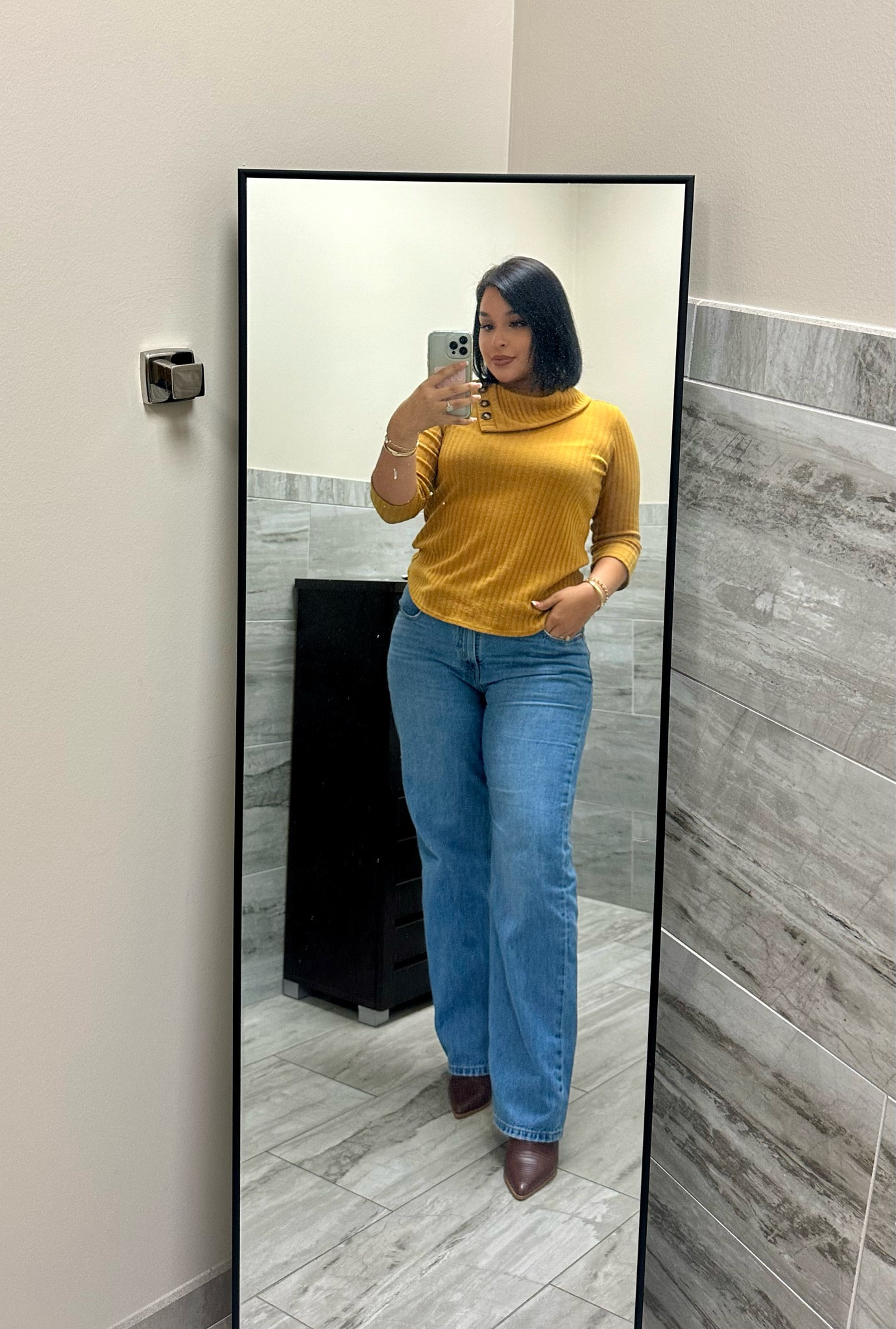 Office outfit of the day 🌼🎀 

#LTKBeauty #LTKStyleTip #LTKFallSale