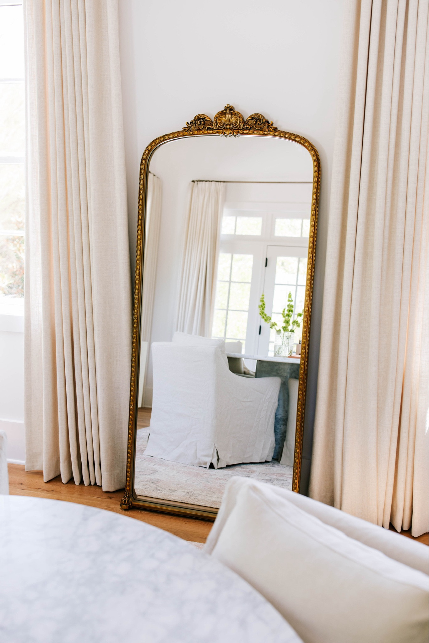The prettiest mirror for your home! 

Loverly Grey, home finds, home decor, mirror, full body mirror, Anthropologie 

#LTKHome