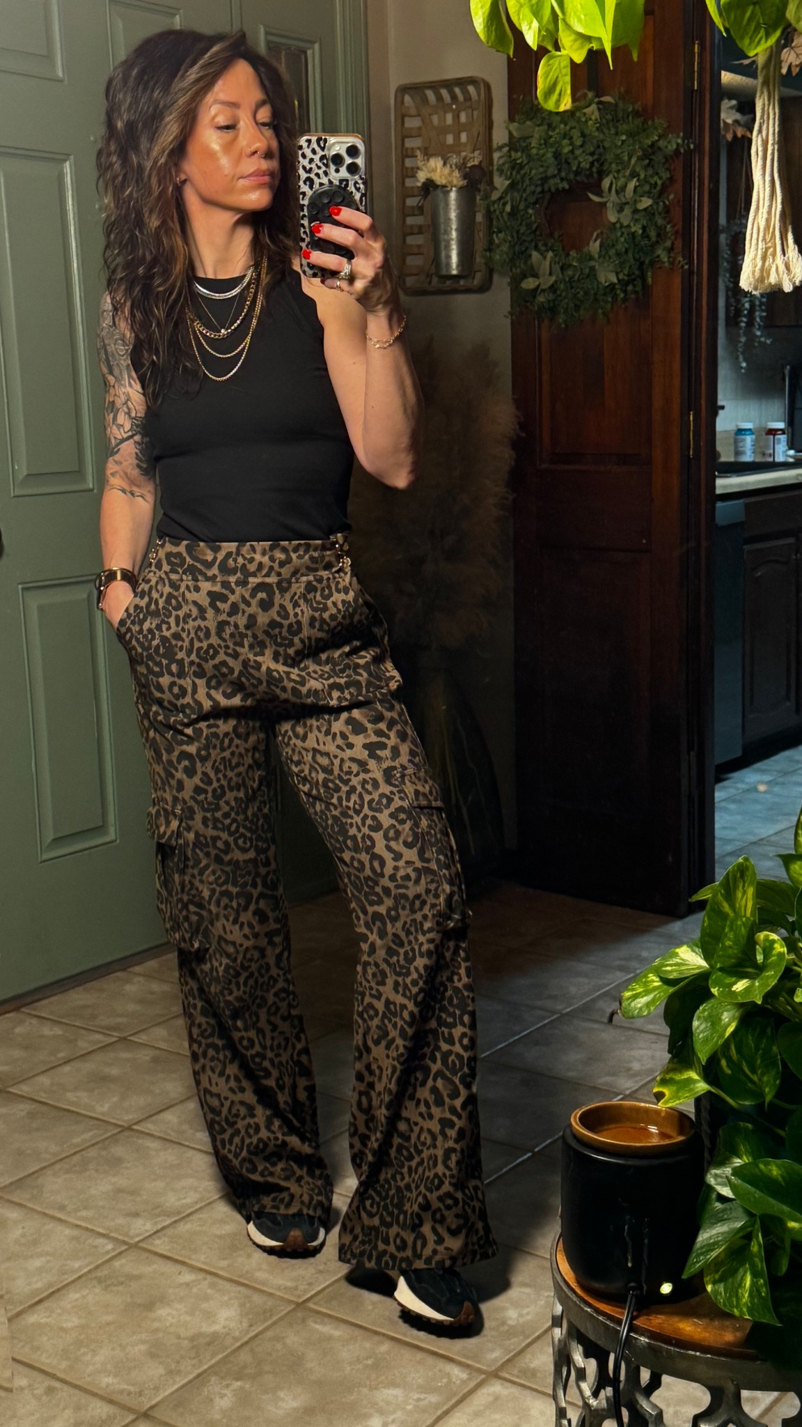 I’m not for everyone… and that’s exactly the point.
Standards high. Energy protected. Presence felt.

#Confidence #Unapologetic #MainCharacterEnergy #BossEnergy #WomensStyle #OutfitInspo #StrongWomen #LevelUp #NoAccess #KnowYourWorth

#LTKmomlife #LTKOver40 #LTKootd