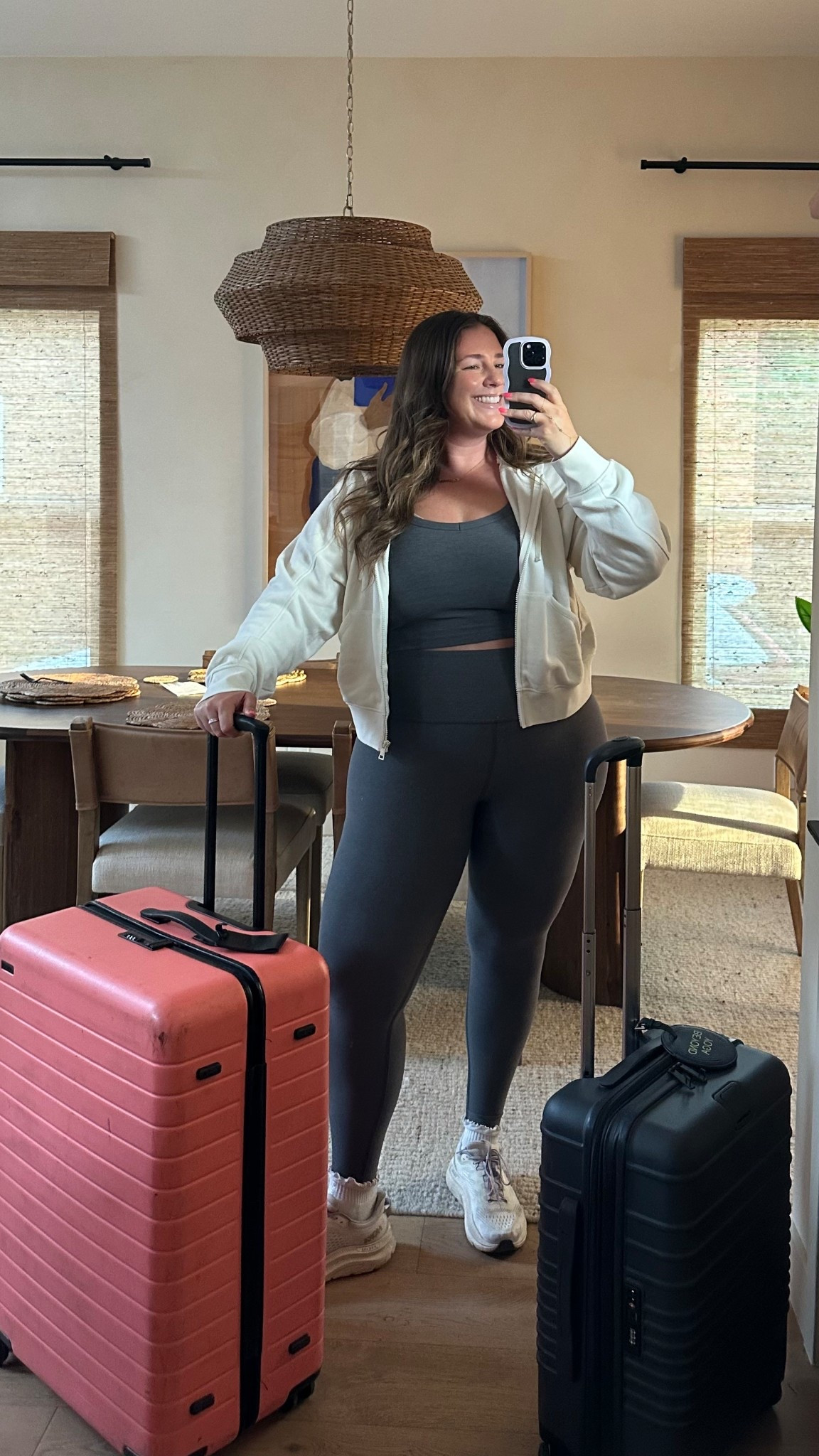 Travel OOTD! Use code: BRITNEY20 for 20% off! 👏🏼💫

I’m in a size XL in everything!


#LTKActive #LTKFindsUnder100 #LTKTravel