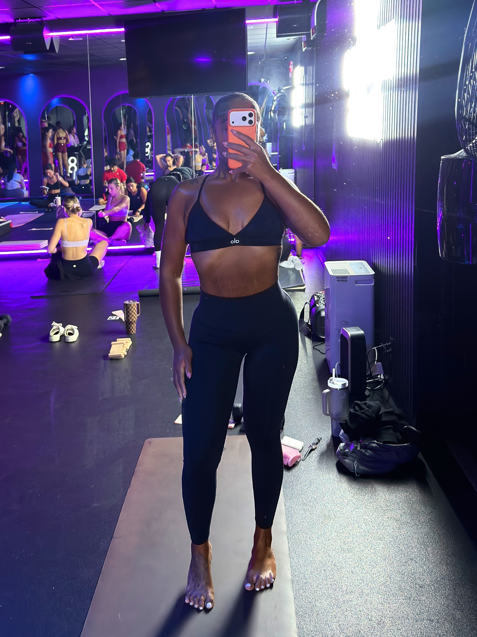 @Alo Yoga’s airbrush collection is one of my absolute favorites. Comfortable and sweat proof! 

#LTKfitnessgoals #LTKootd #LTKActive