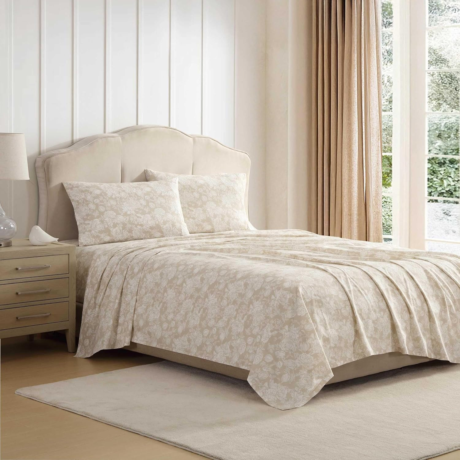 Laura Ashley - King Sheet Set with Fitted Sheet & Pillowcases | Amazon (US)