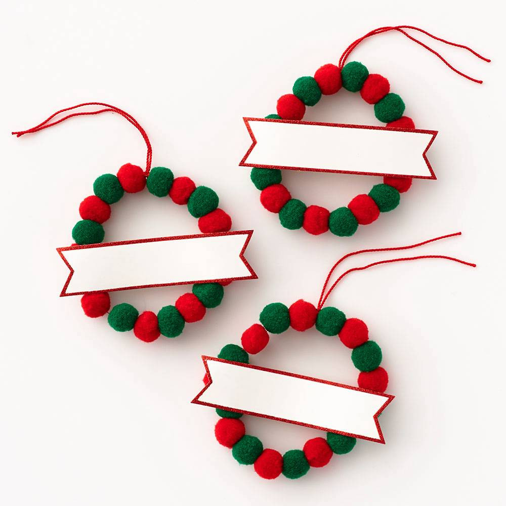 Mini Pom Pom Wreath Gift Toppers | Paper Source | Paper Source