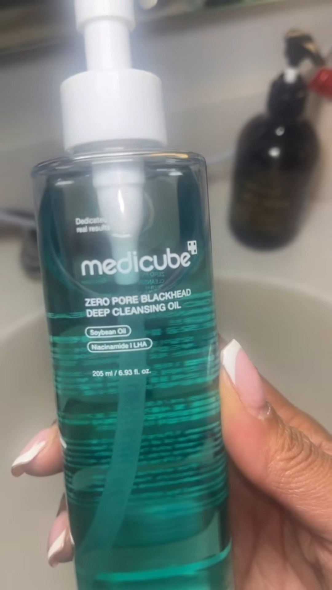 If you wear makeup or like to feel squeaky clean, double cleansing is a must;)


#LTKWatchNow #LTKBeauty