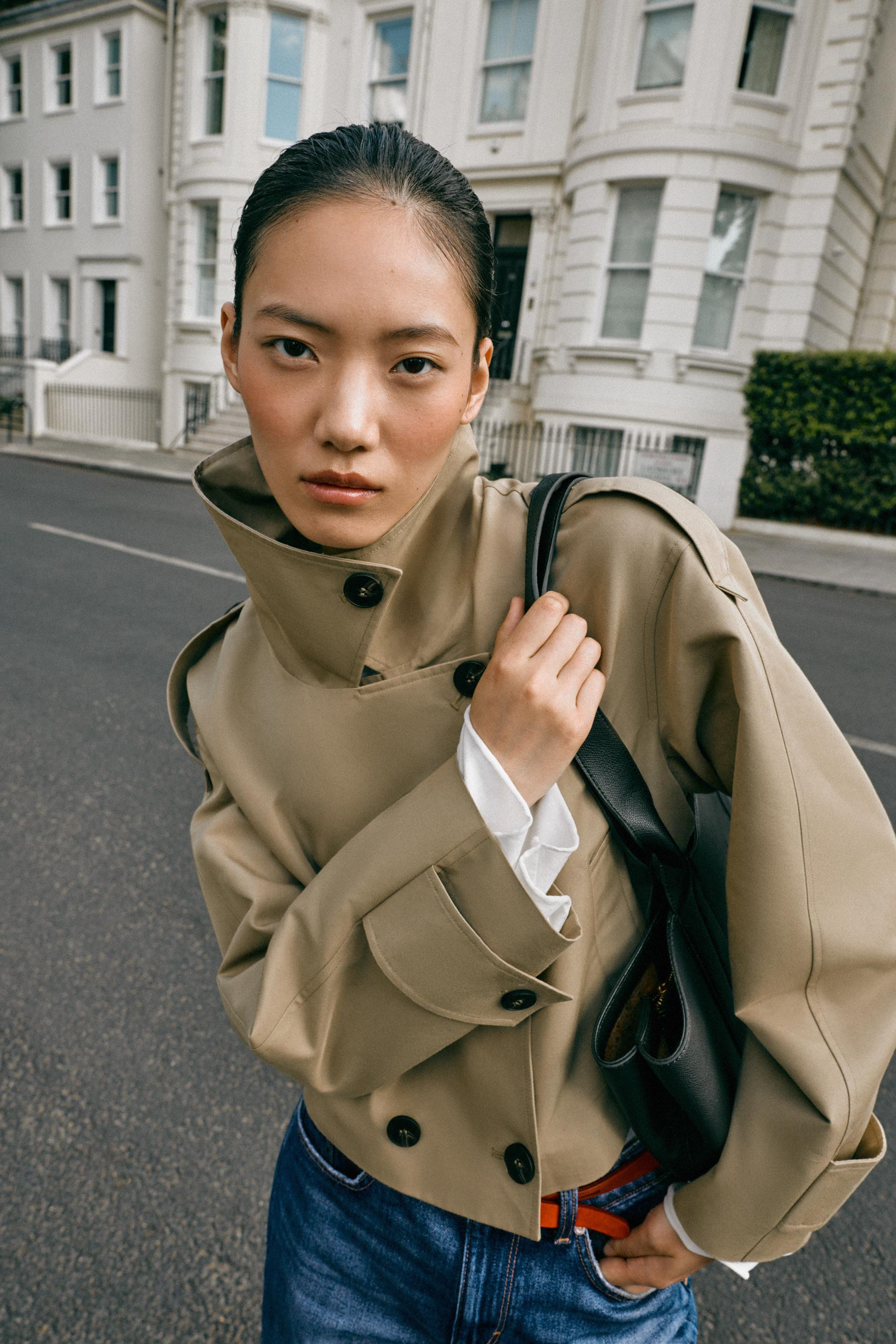 SHORT DOUBLE-BREASTED TRENCH JACKET | Zara UK