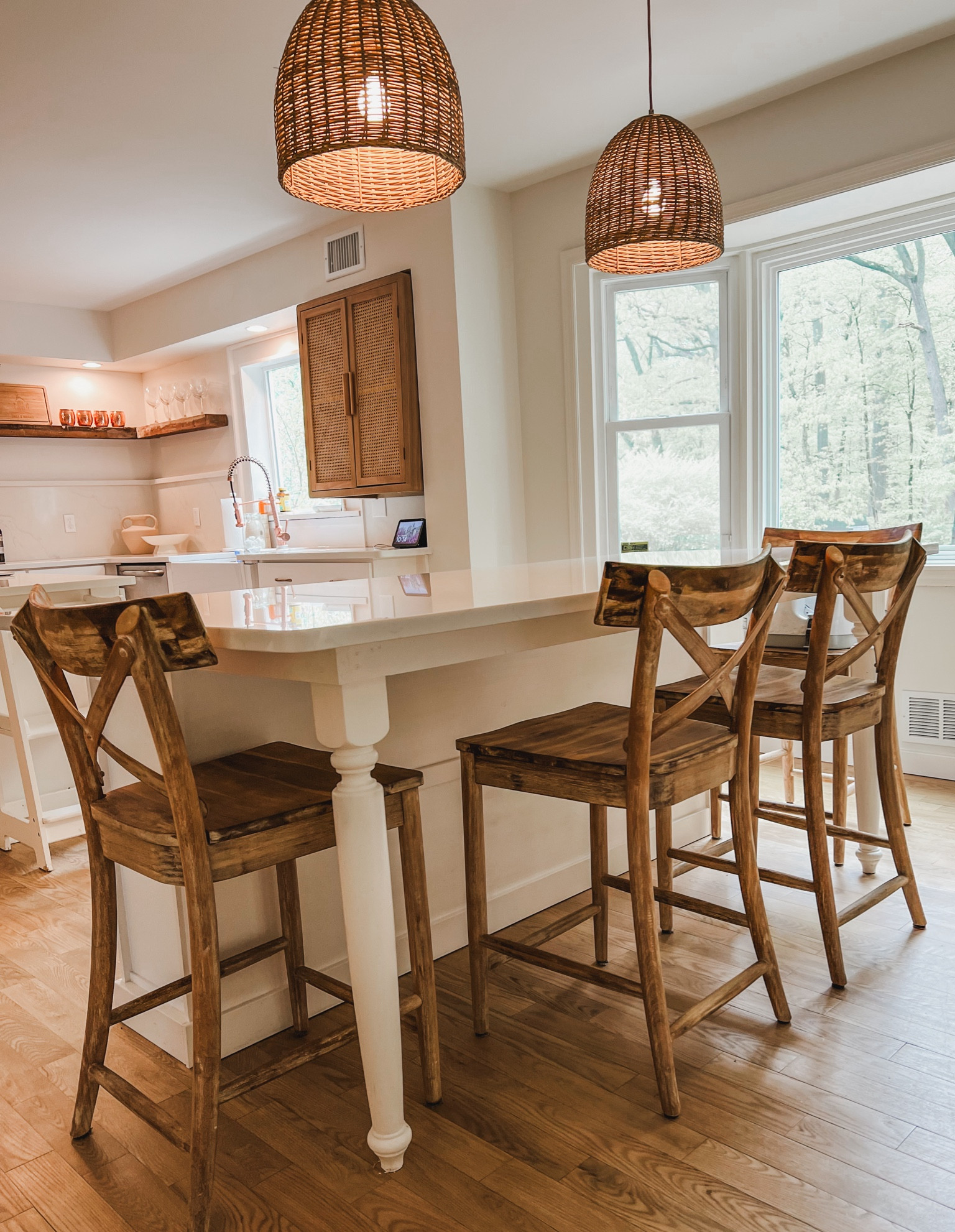 Wayfair kitchen stools and pendants on sale 

#LTKSaleAlert #LTKHome