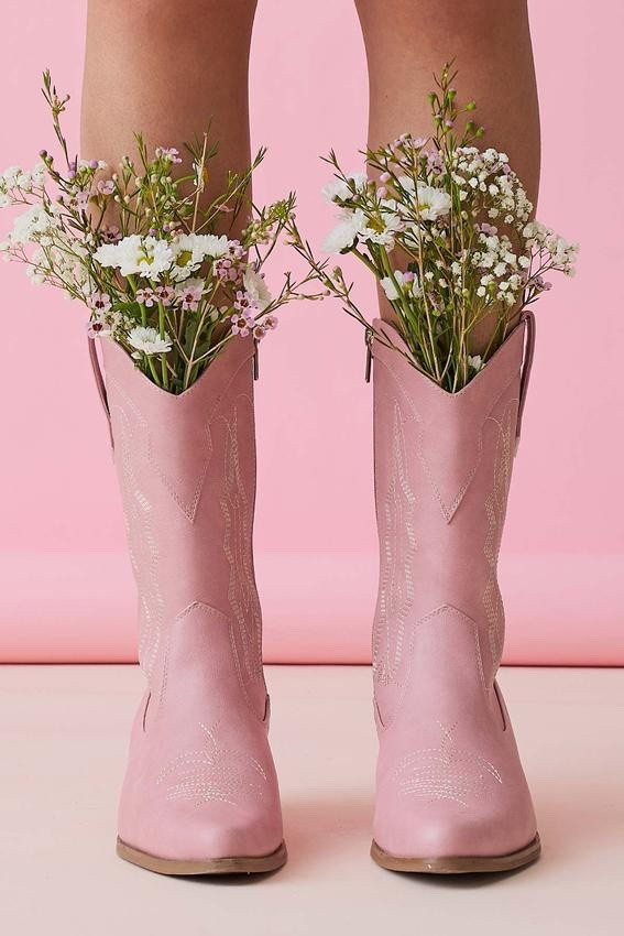 Pink western boots
$44, I’m obsessed! Fully stocked in all sizes right now & they can be styled so many ways for country concerts! The color is called peony but it’s a perfect pink- not too much! 

#LTKFestival