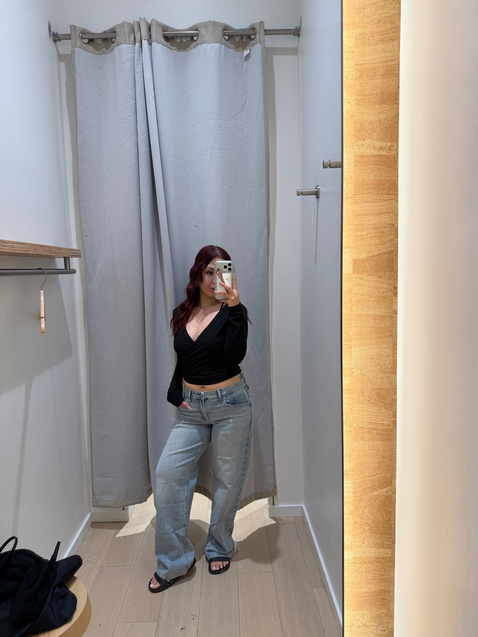 Gap jeans

#LTKgrwm #LTKootd #LTKSeasonal