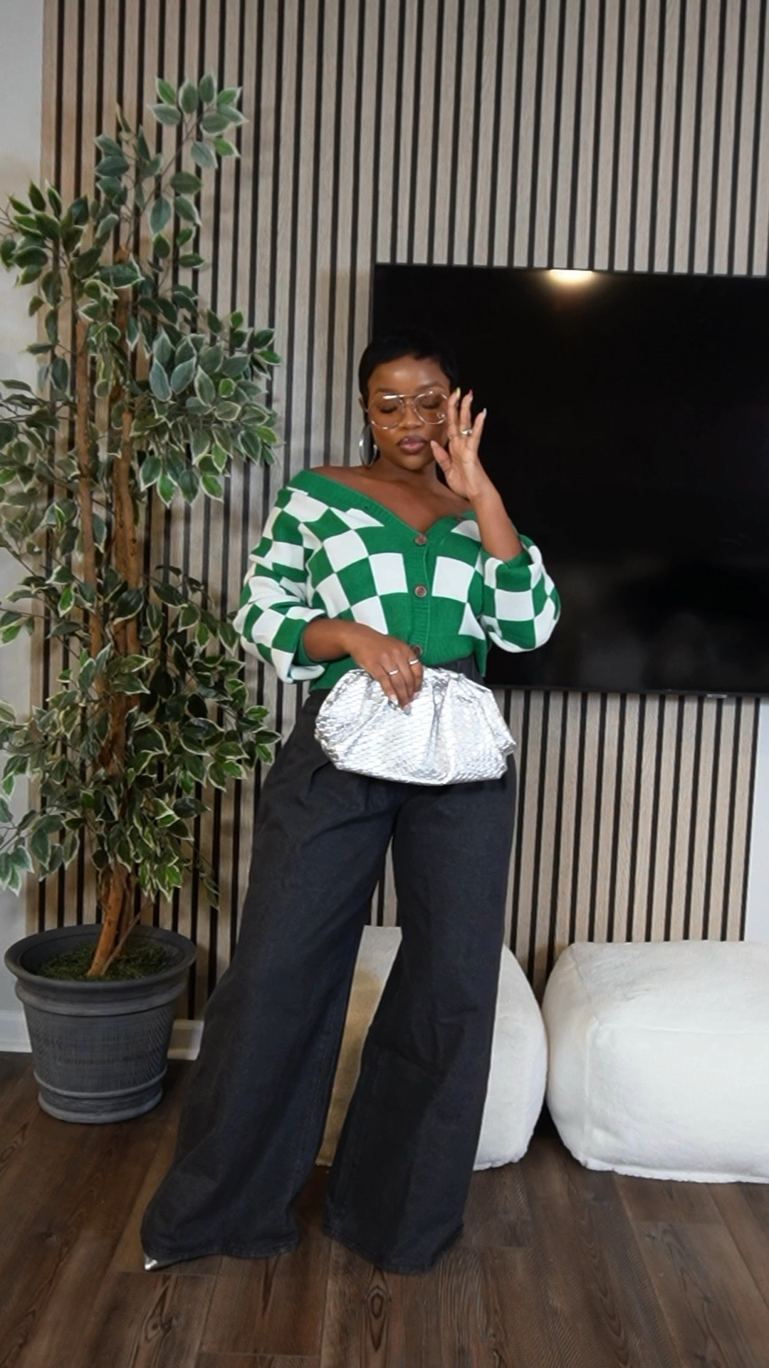 My favoriittttttteeeeee OUTFIT OMG!!😍

Wearing size medium in the pants and size small in the cardigans. 
I’m 5’1 - 150lbs. 

#LTKSeasonal #LTKVideo #LTKStyleTip