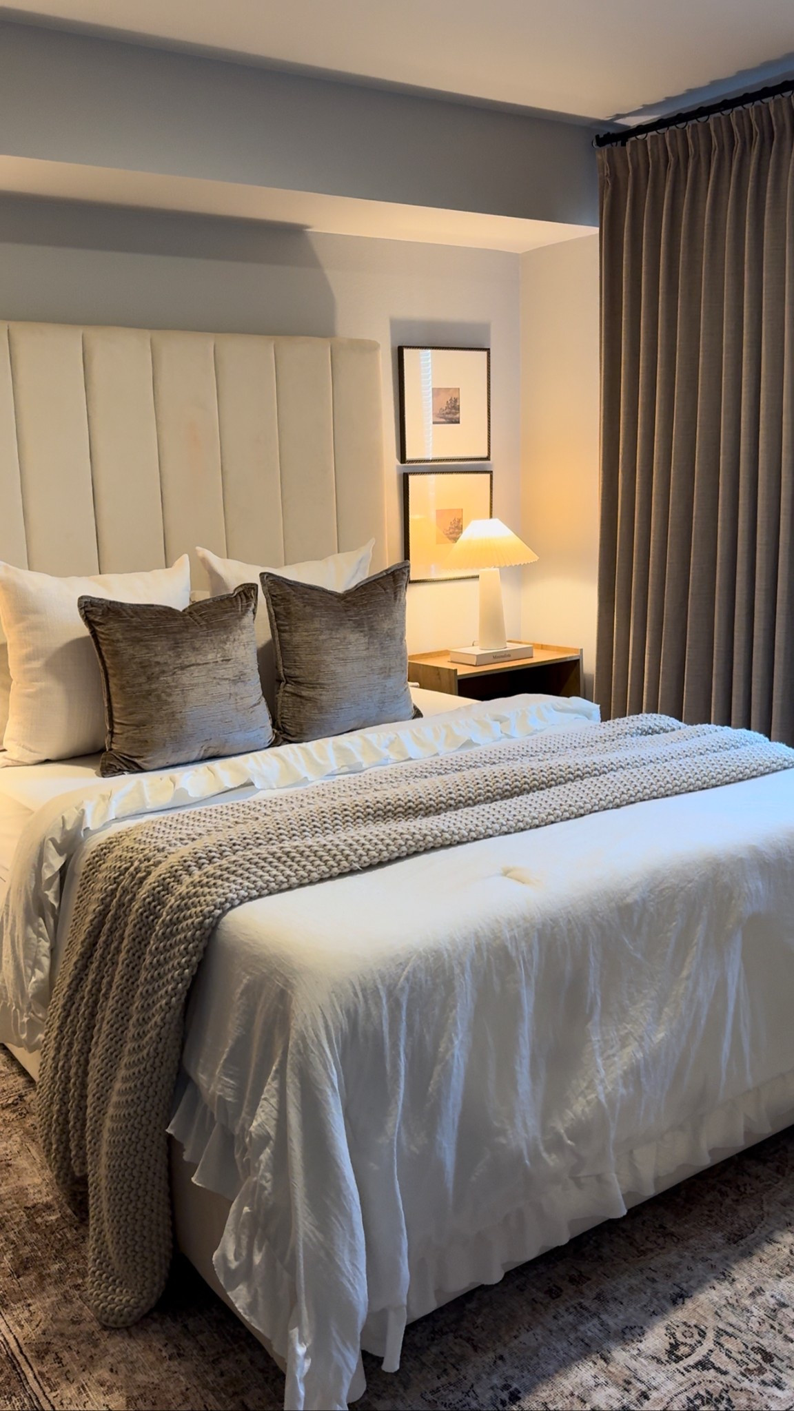 Bed & decor deets 🤎🤍✨ #bedroomdecor #bedroomideas

#LTKHome