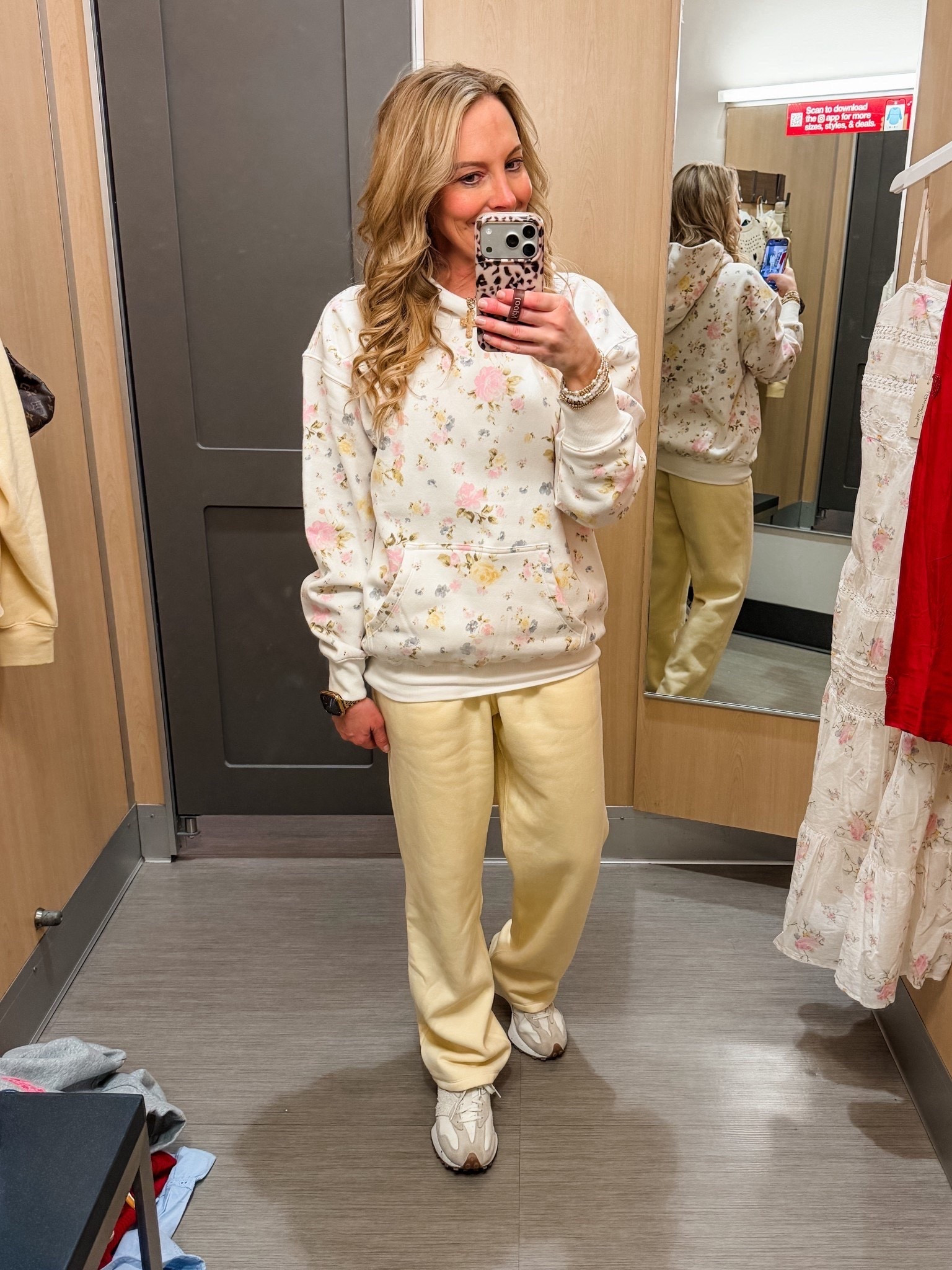 This  sweatsuit is so cute and comfy! These have been my go to lately! I’m wearing a small on both tops and bottoms. 

Sweatpants | sweatshirts | sweatshirt | sweater | Target | casual outfit | mom outfit | easy outfit | sweat set | two piece set | matching set | winter outfit | spring outfit | hoodie | hoodies | @Target 



#LTKgrwm #LTKootd #LTKmomlife