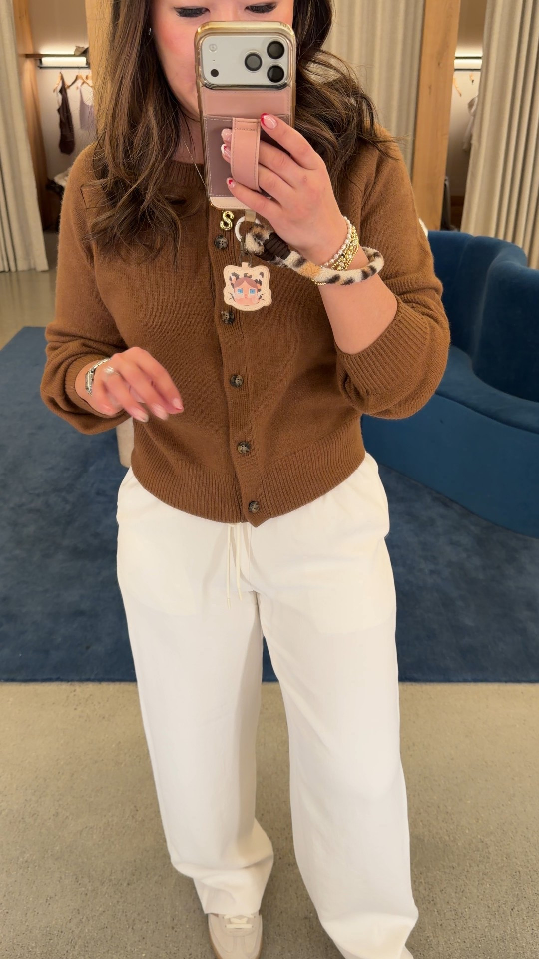 Aritzia Outfit
Cardigan: Medium
Lodge Pant: Medium (but linking the Target look for less)