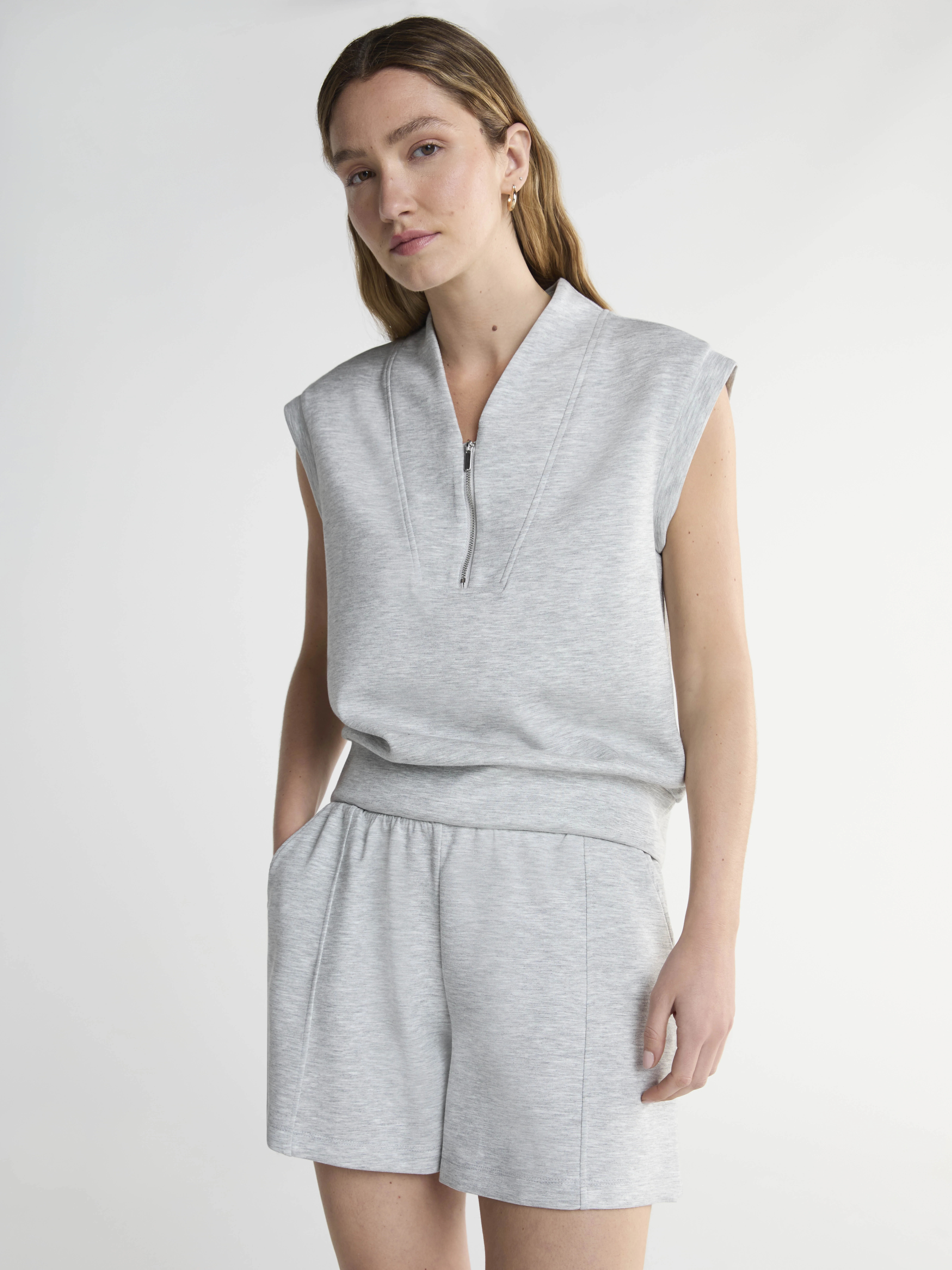 Scoop Women's Ultimate Scubaknit Zip Front Shawl Top, Sizes XS-XXL | Walmart (US)