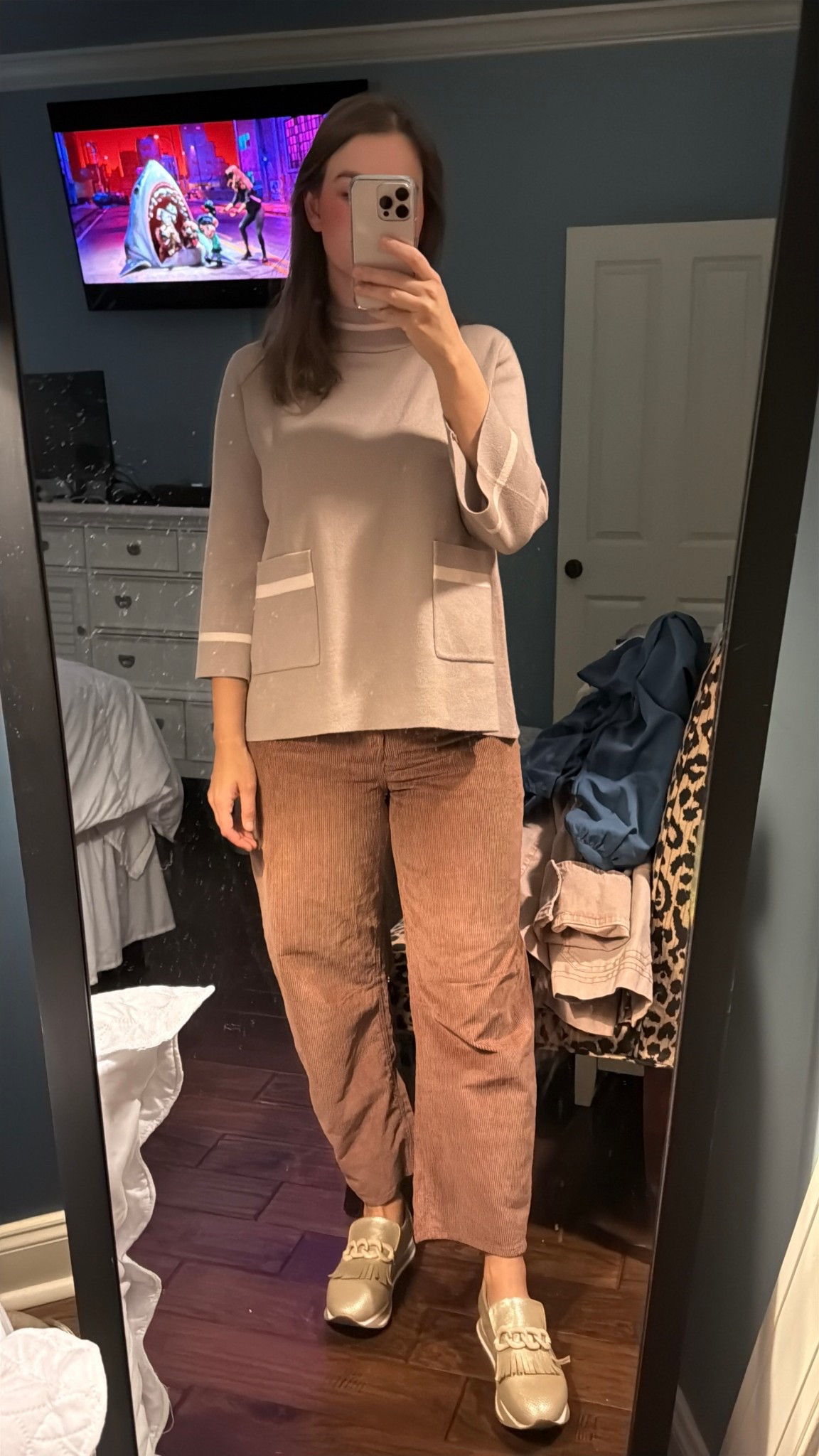 loving these barrel leg pants! 

#LTKWorkwear #LTKFindsUnder50 #LTKSeasonal