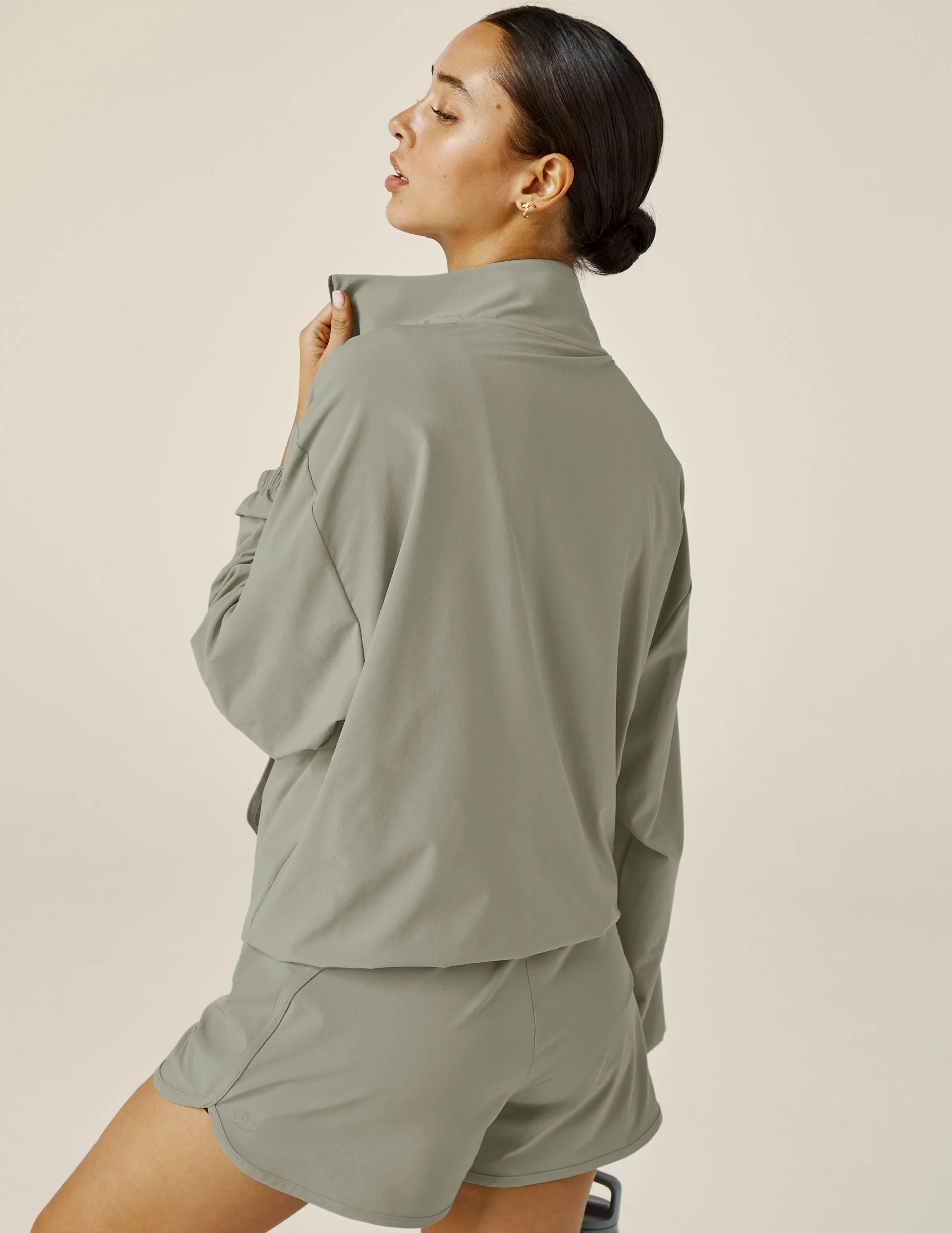 Stretch Woven In Stride Half Zip Pullover | Beyond Yoga