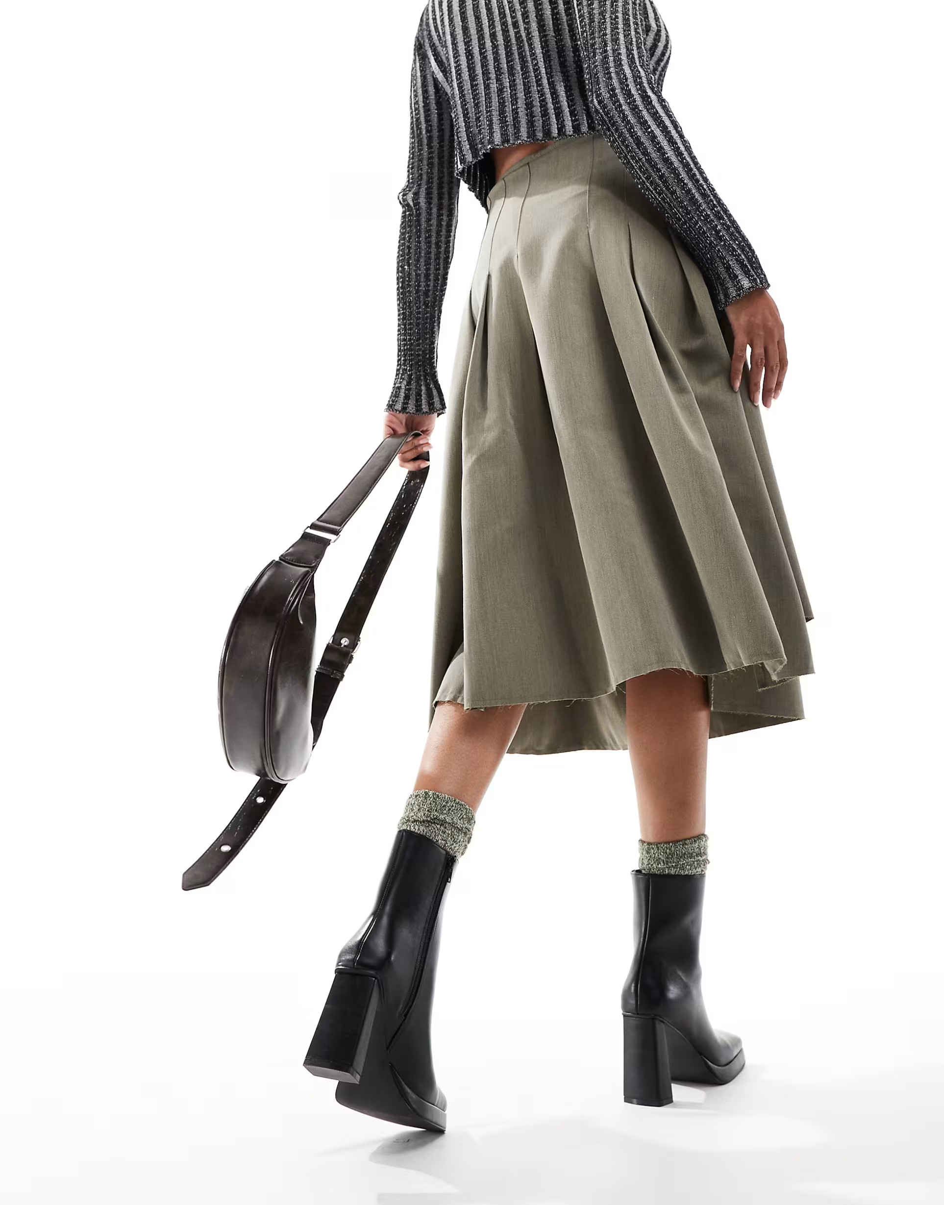 Public Desire Patty2 square toe platform heeled ankle boots in black | ASOS (Global)