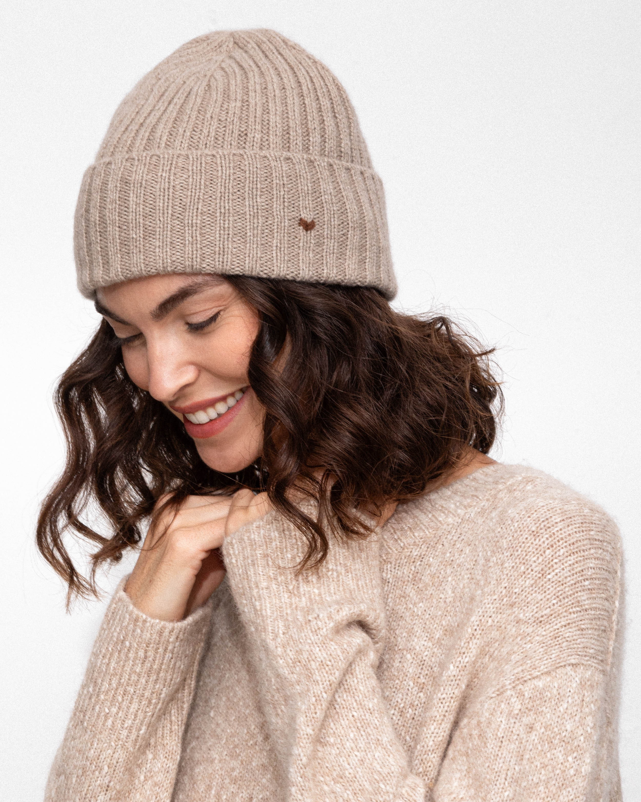 The Rib Beanie – Taupe | LǍOLAO STUDIOS