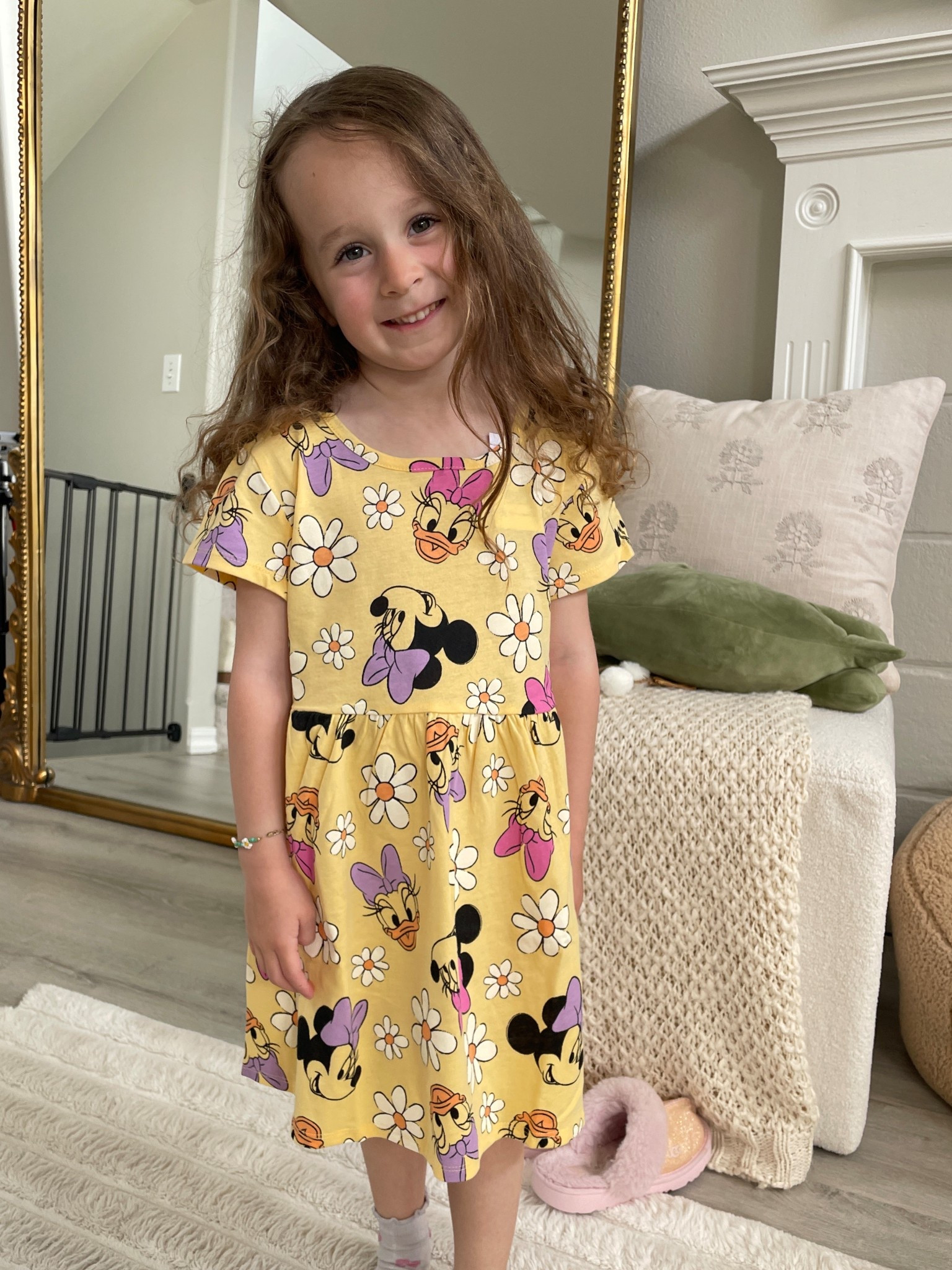 Girls Minnie dress
Disney trip 💛
Walmart find under $10


#LTKKids #LTKTravel