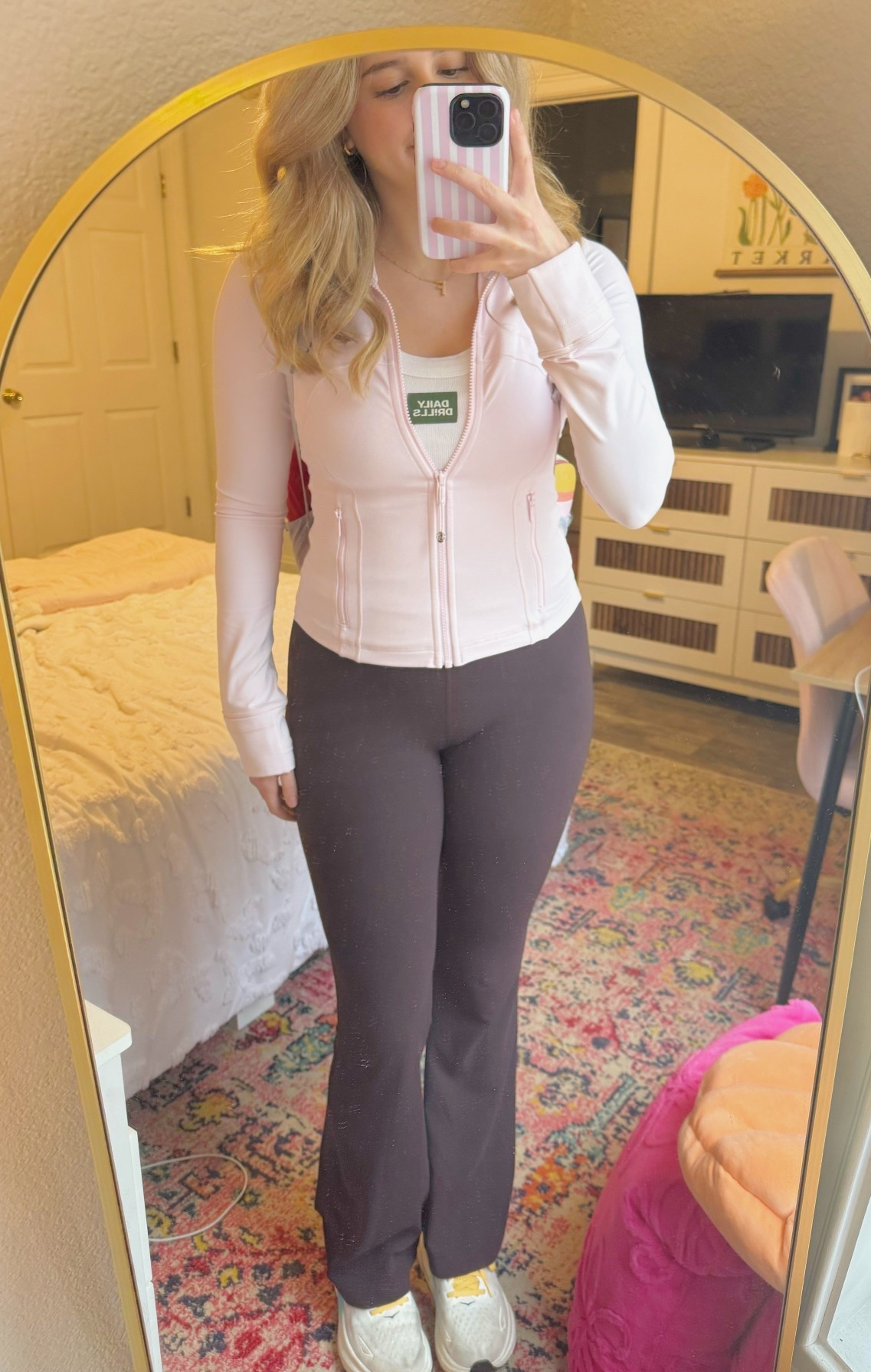Class fit!💗

#LTKdayinmylife #LTKActive #LTKgrwm