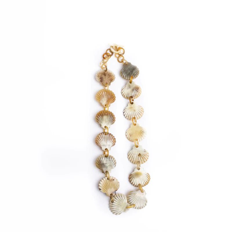 Natural Seashell Necklace | Sunshine Tienda