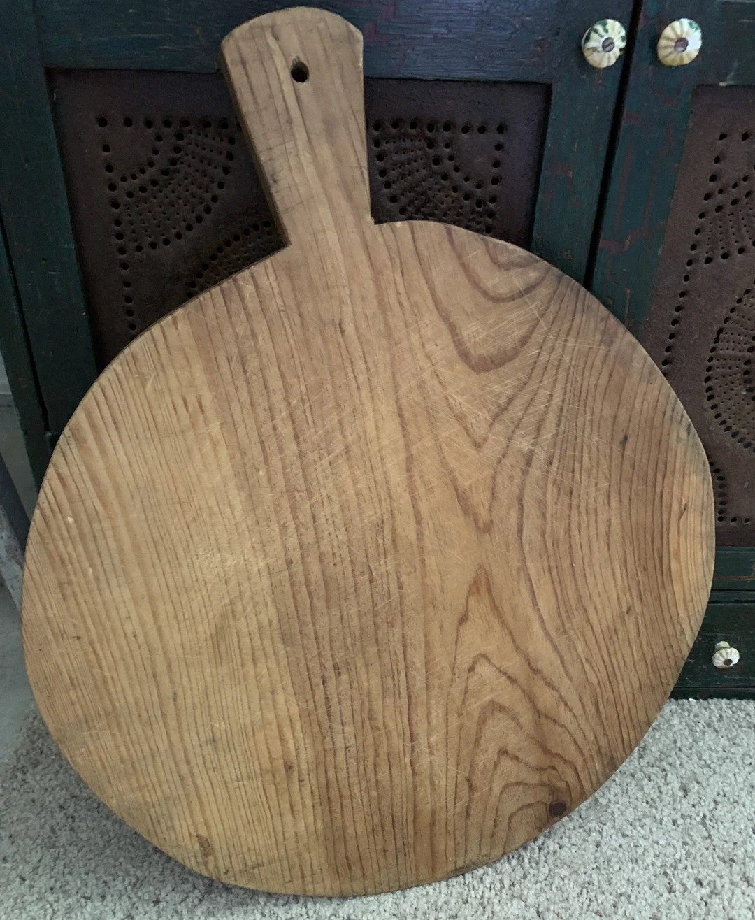 Primitive Round Bread Board With Handle: European Charcuterie Serving Board - Etsy | Etsy (US)