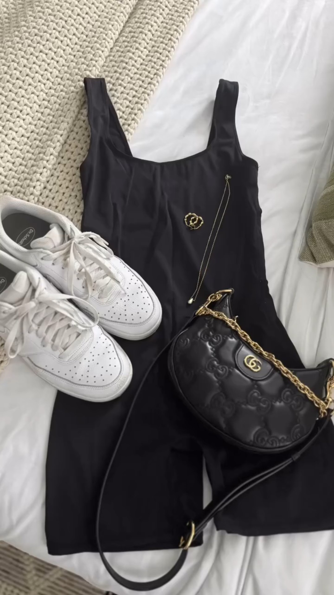 OOTD!! 💕 
#fashion #viral #2025trending #trending #fyp #OOTD #OutfitOfTheDay #StyleGoals #FashionInspo #FashionTikTok #TrendyLooks #OutfitGoals