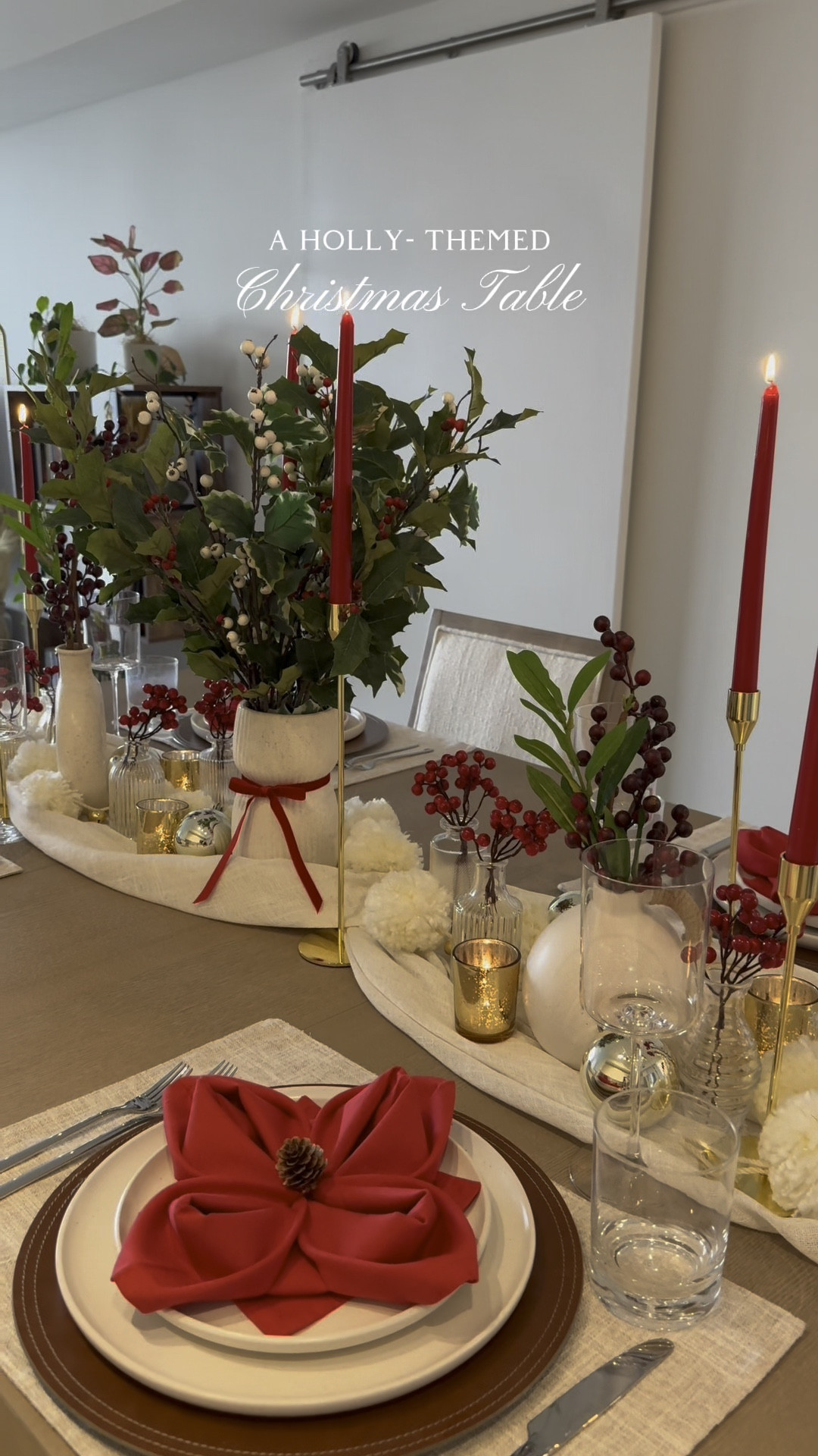 A festive Christmas table setting to recreate! ❤️🌲🎅

#LTKParties #LTKHoliday #LTKHome