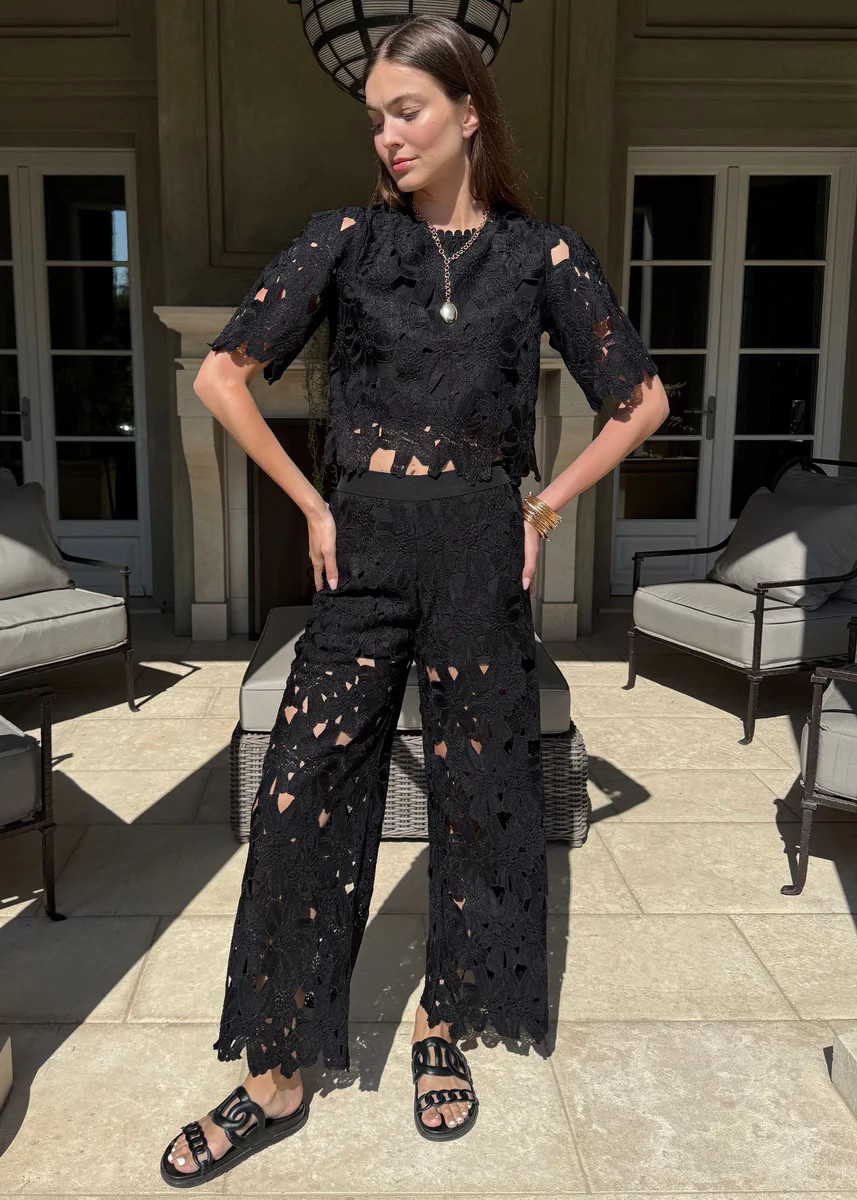 Juliet Black Lace High Waisted Pants | Benaar La