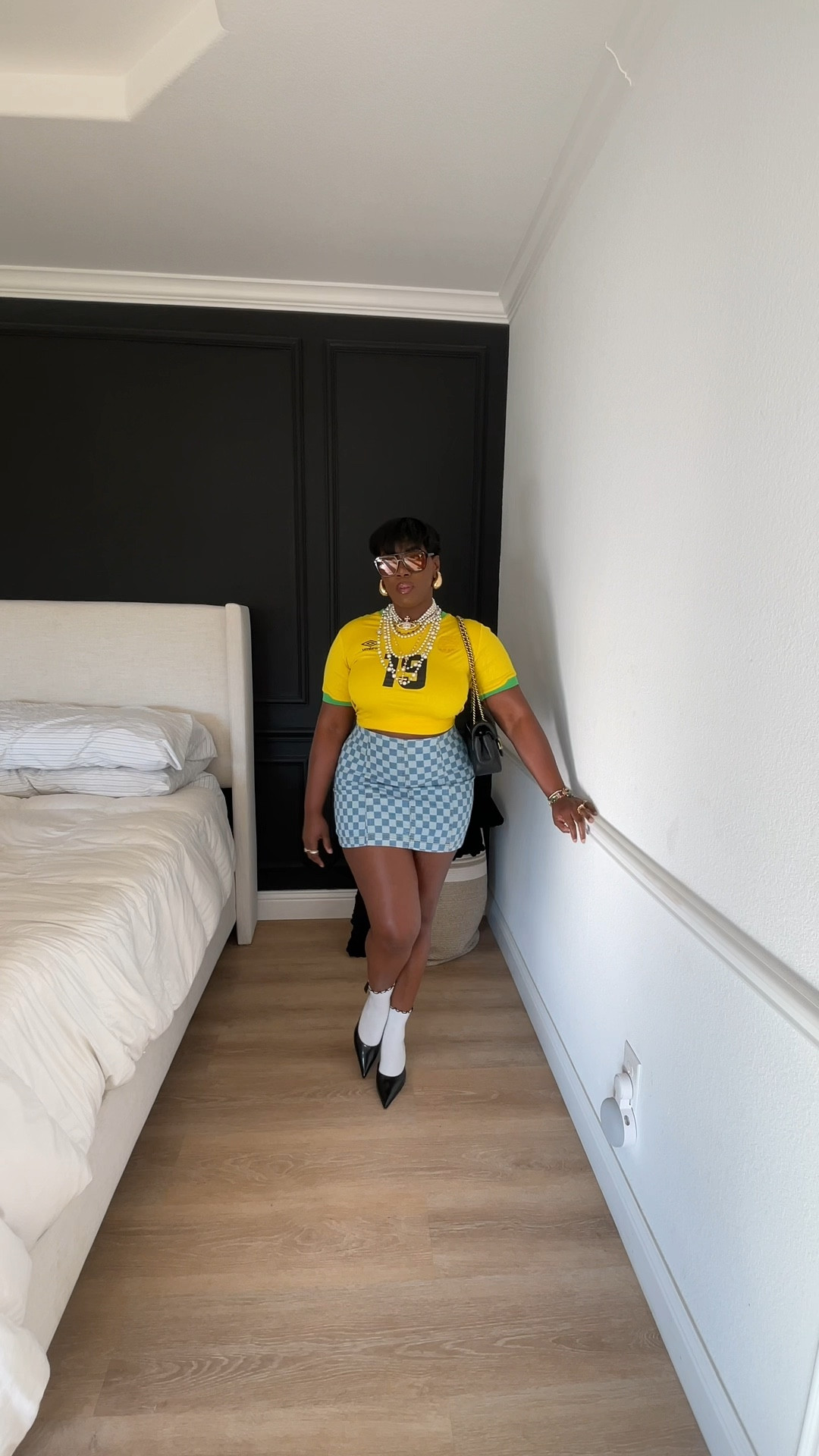 Preppy streetwear 🫧🔥🤍

#LTKStyleTip #LTKU #LTKVideo