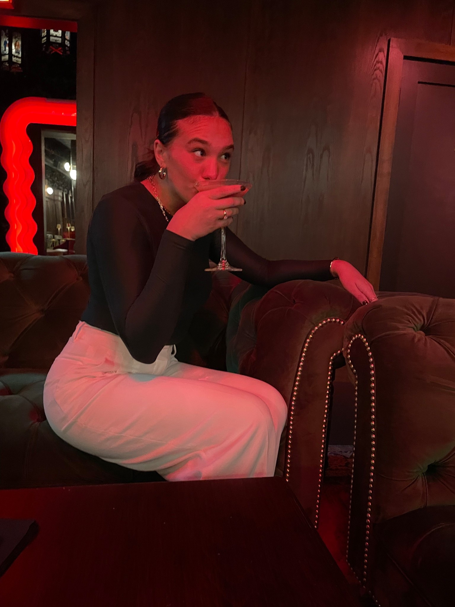 Dark green long sleeve bodysuit and white trousers are the best combo for elevated with a pop of color! All @Aritzia 

#LTKootd #LTKgrwm #LTKTravel