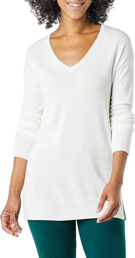 Amazon Essentials Women's Lightweight Long-Sleeve V-Neck Tunic Sweater | Amazon (US)