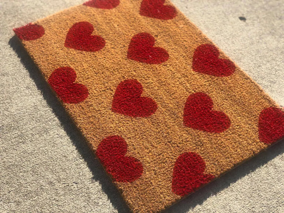 Hearts Doormat, Valentine's Day Doormat, Housewarming Gift, Birthday Gift, Welcome Mat, Cute Door... | Etsy (US)