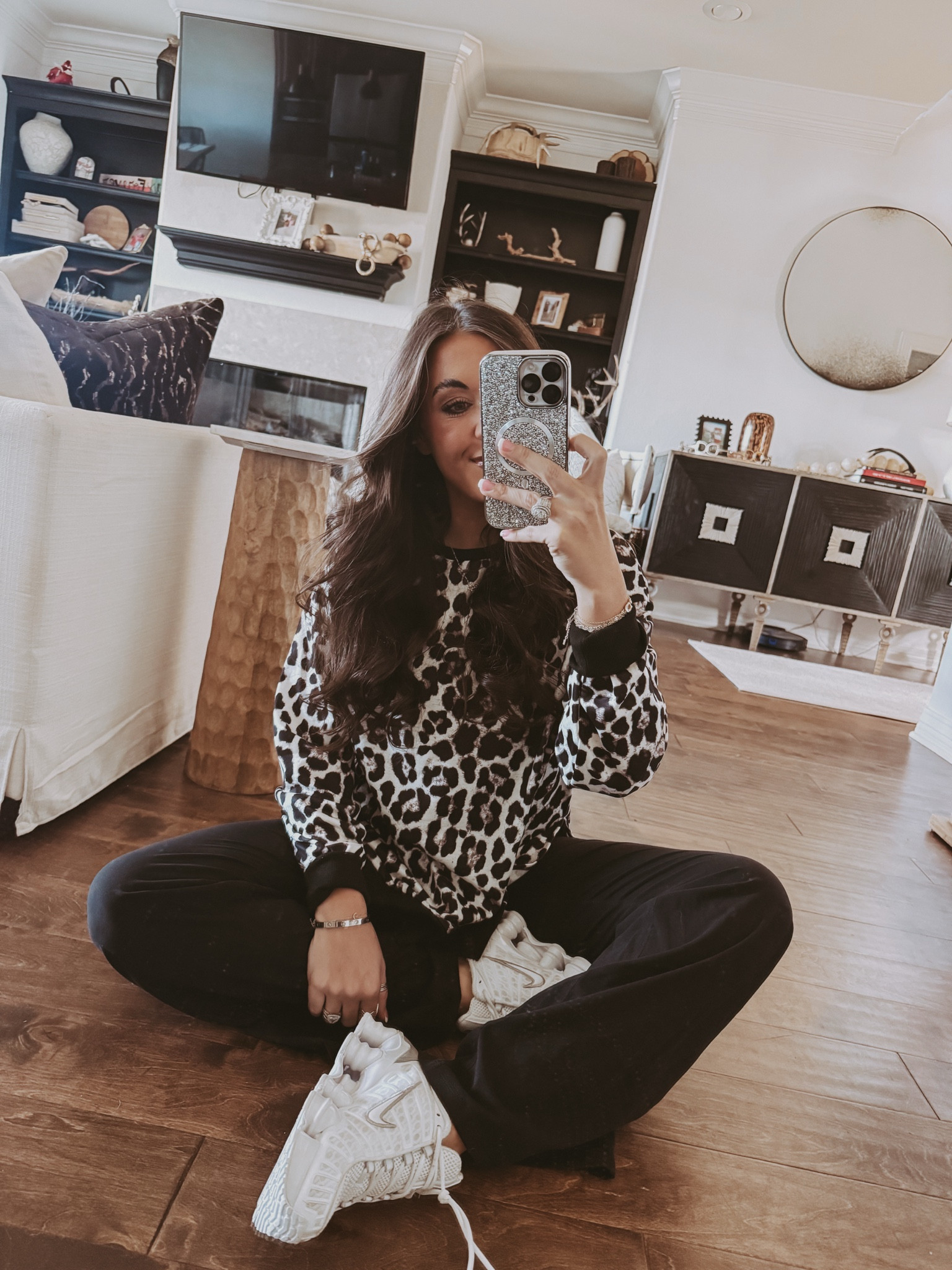 The sweatshirt (M - needed S) is perfect for relaxing at home, while the leggings (XS) are great for a workout or running errands. Don't forget to check out the lip products too! Liner - In Big Truffle + Line Leader / Lipstick - Kim KW / Gloss - Ice


#LTKPetite #LTKSaleAlert #LTKootd