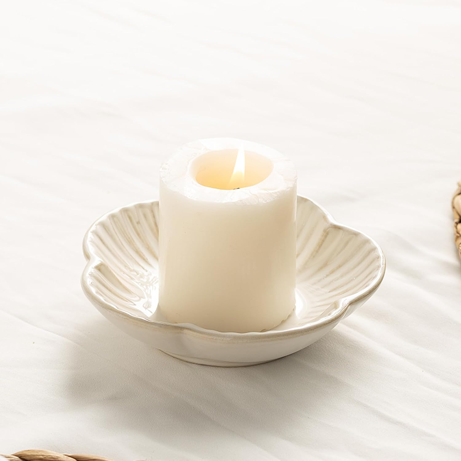 BEUNAIZER Ceramic Pillar Candle Holder Plate, Decorative Candlestick Holder | Amazon (US)