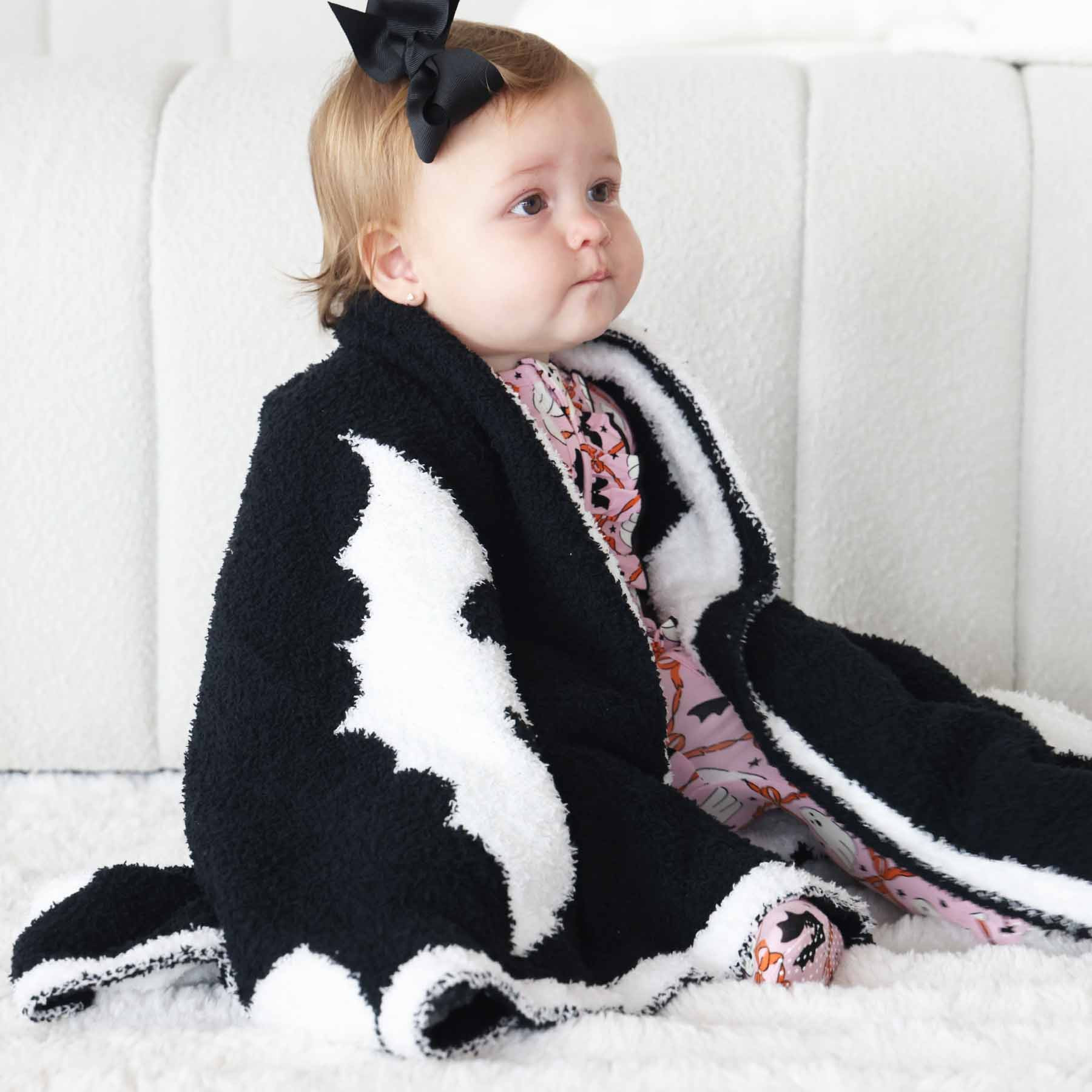 CuddleLane™ Luxe Blankets | Bats | Caden Lane
