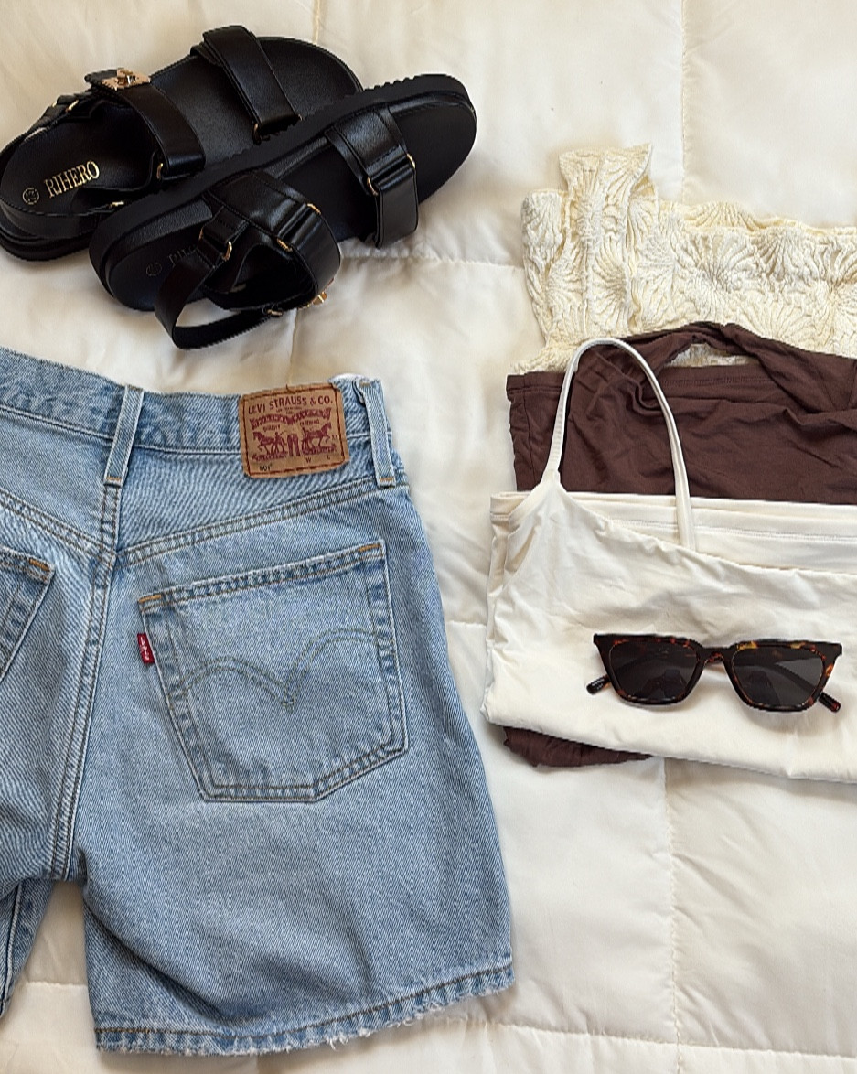 <<favorite April finds 🤎 

#LTKStyleTip #LTKSaleAlert #LTKShoeCrush