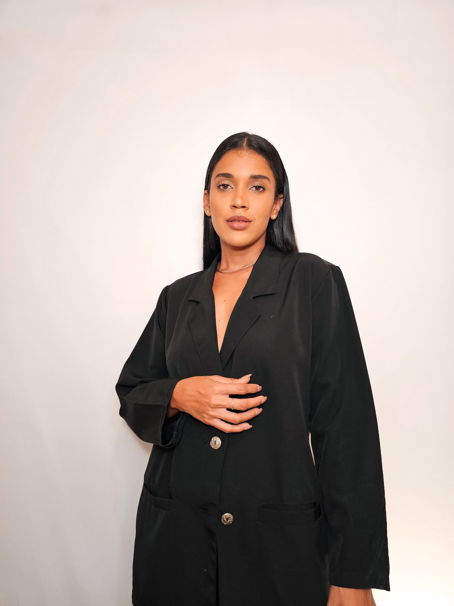 Eu amo a elegância que o BLAZER trás pro look 🤎
#mesdasmaesLTK #dafiti #lookdodia #blazer 

#LTKstyletip #LTKbrasil #LTKbeauty